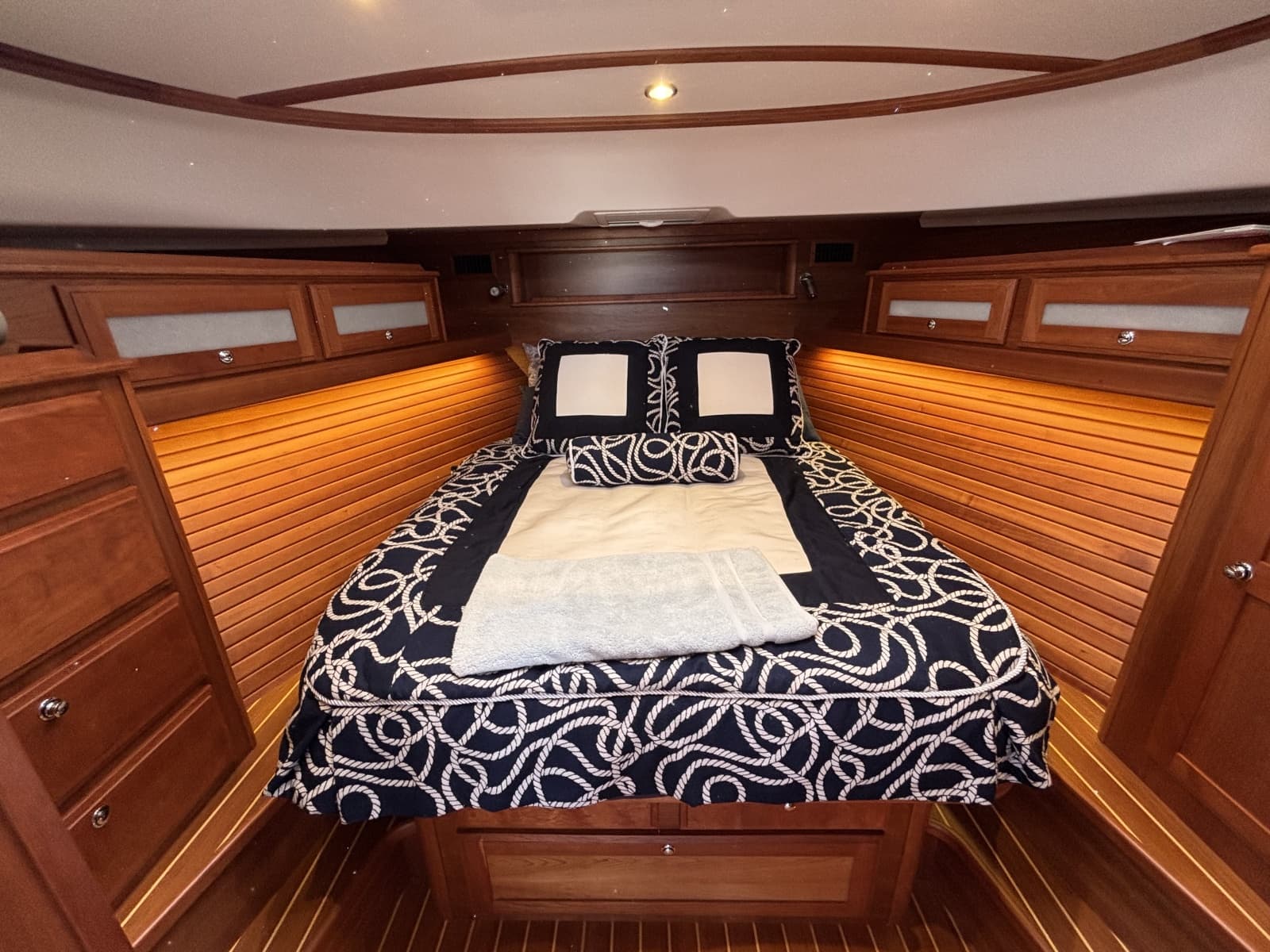 2019 Sabre 45 Express