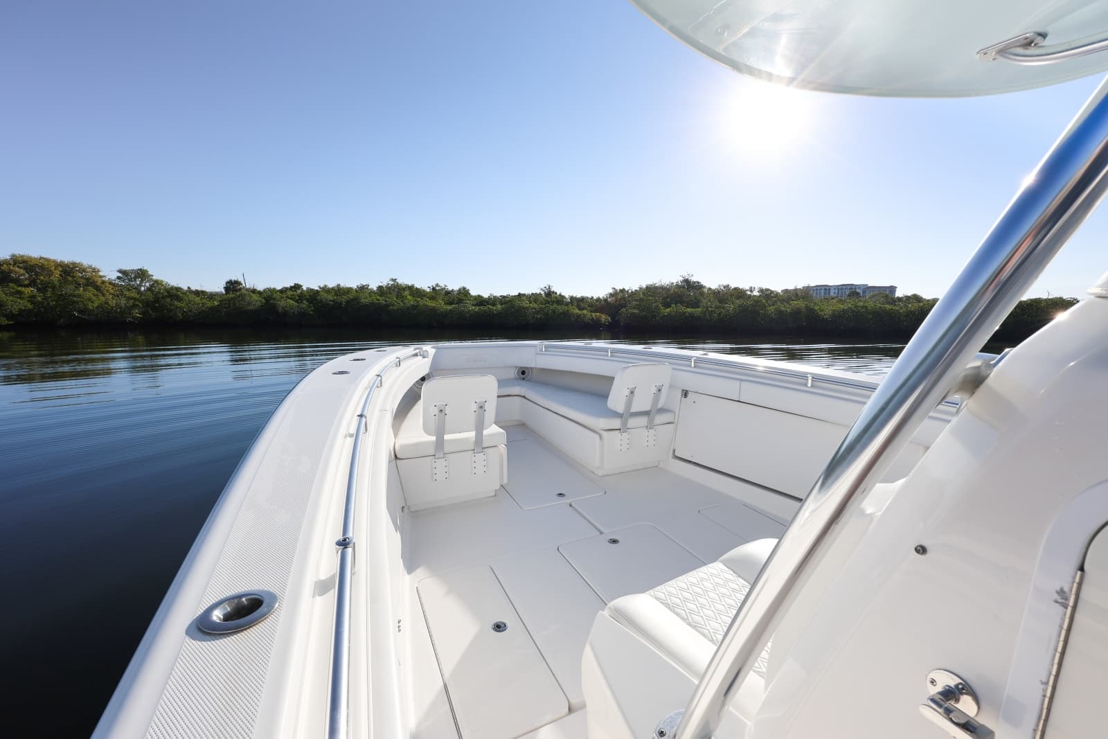 2016 Invincible 39 Open Fisherman