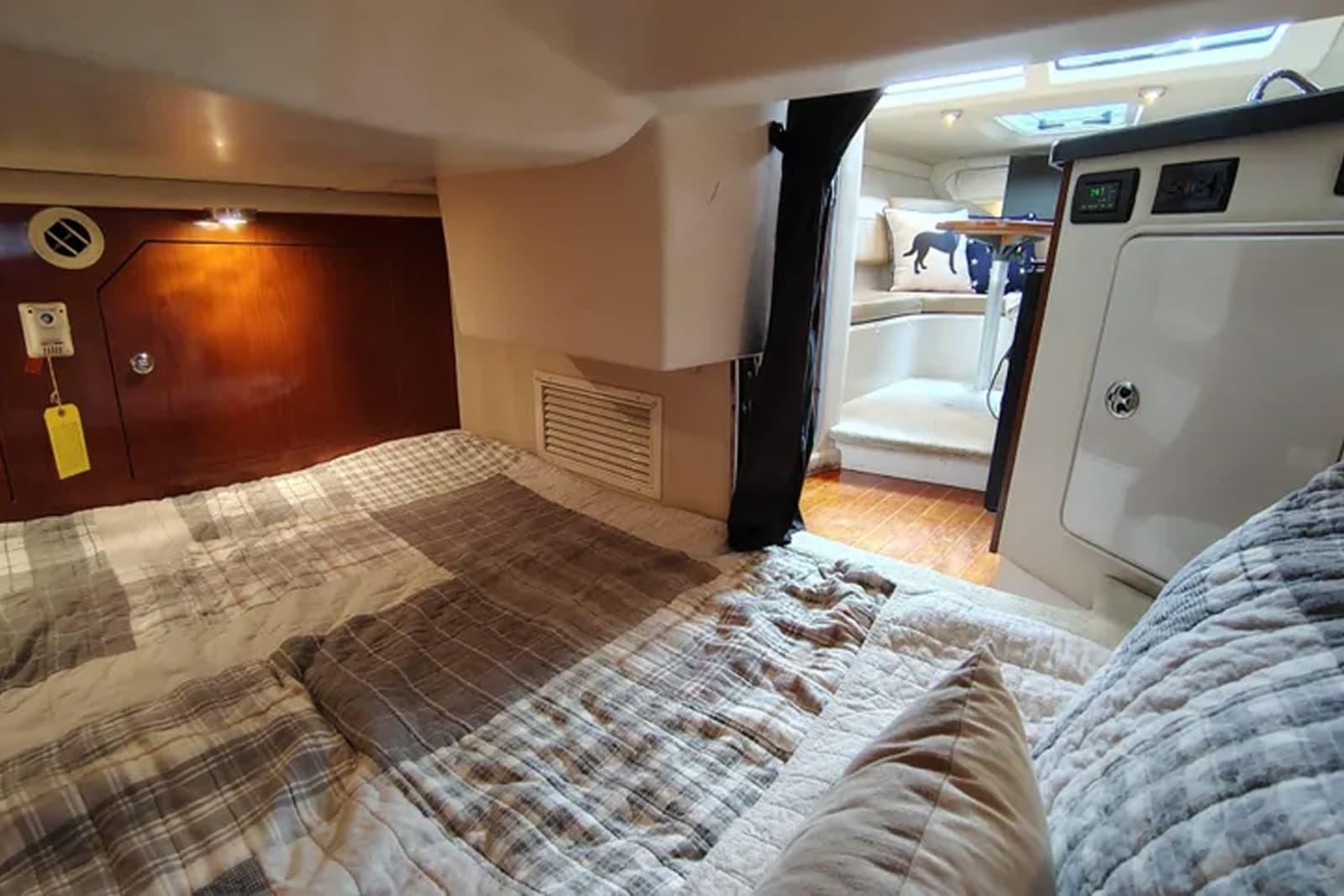 2008 Regal 2565 Window Express - Photo 29