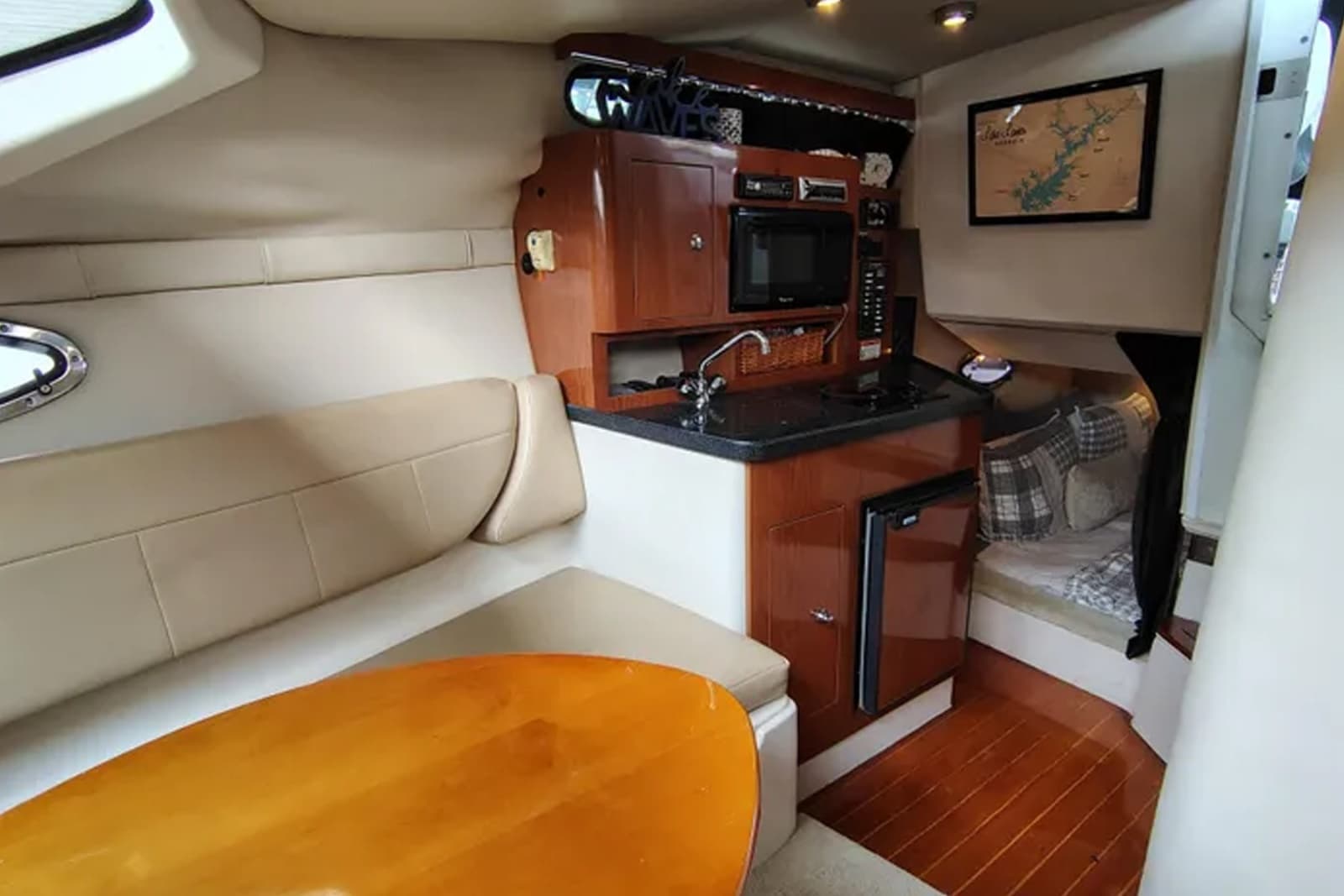 2008 Regal 2565 Window Express - Photo 23