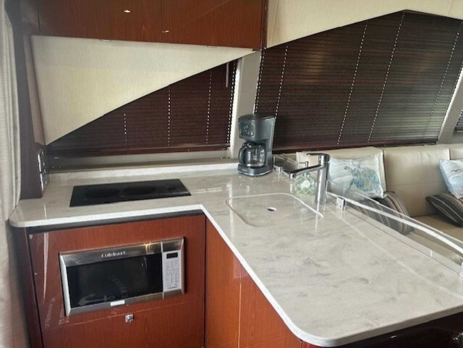 2017 Sea Ray 460 FLY