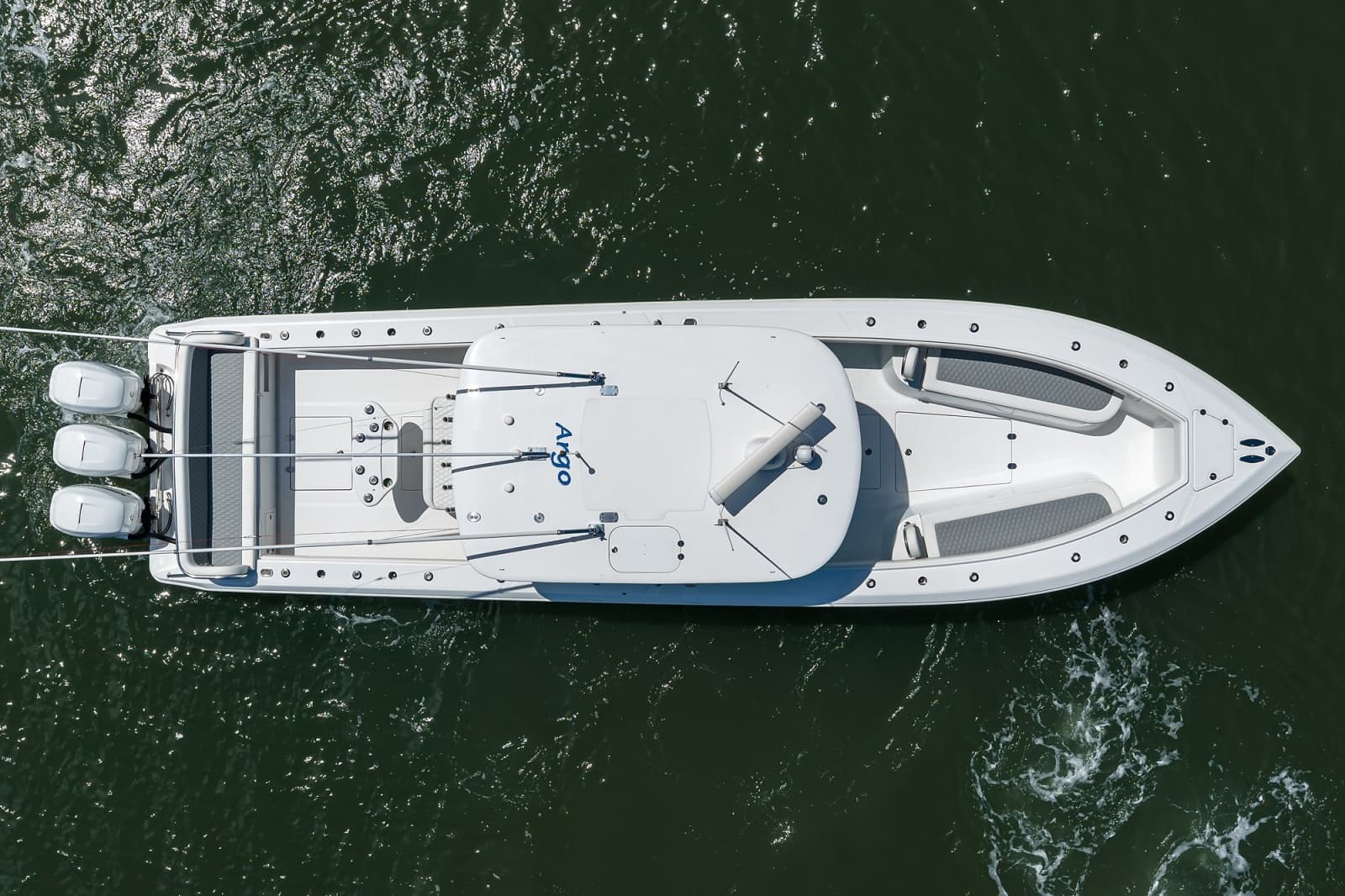 Bahama 41 - Exterior Profile