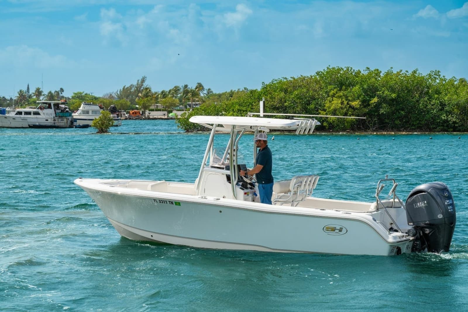 2023 Sea Hunt 234 Ultra