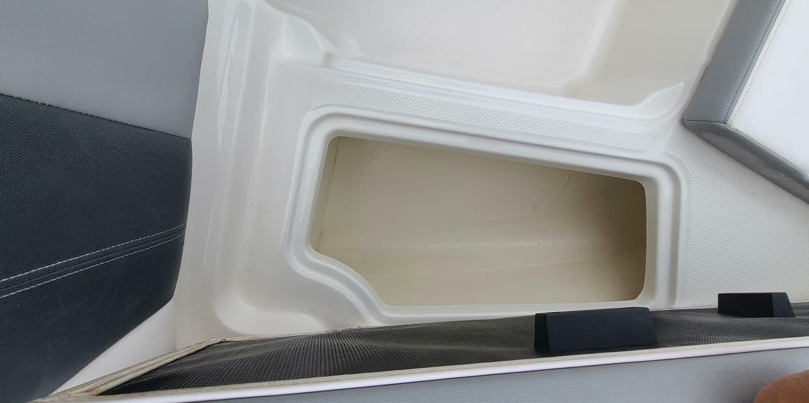 2020 Chaparral 21 SSI OB