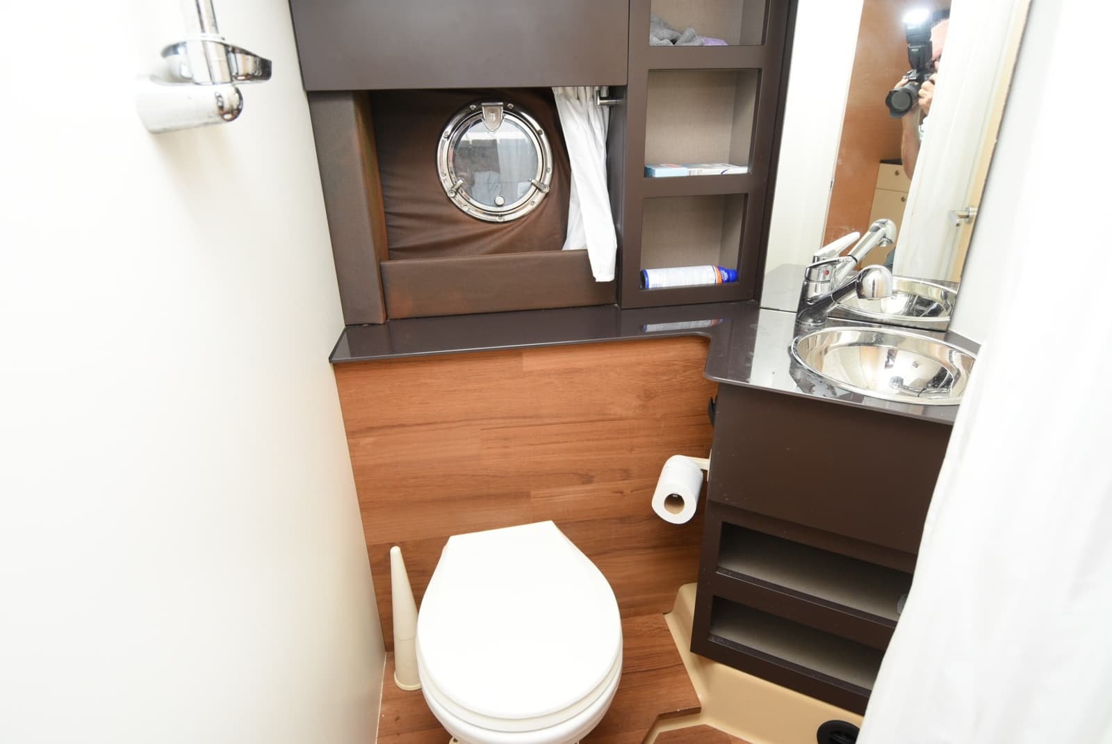 2014 Cranchi M44 HT Hard Top