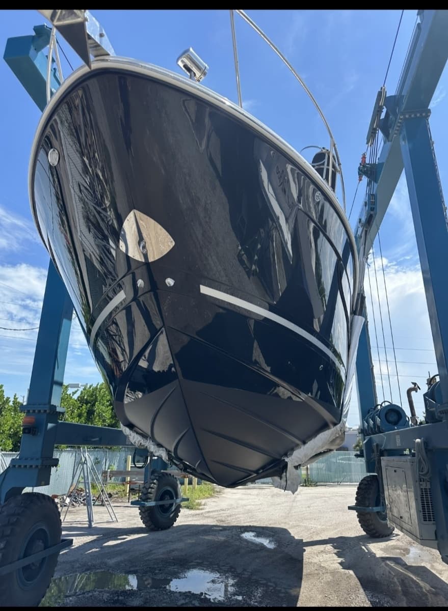 2018 Sea Ray 350 Sundancer Coupe - Photo 3