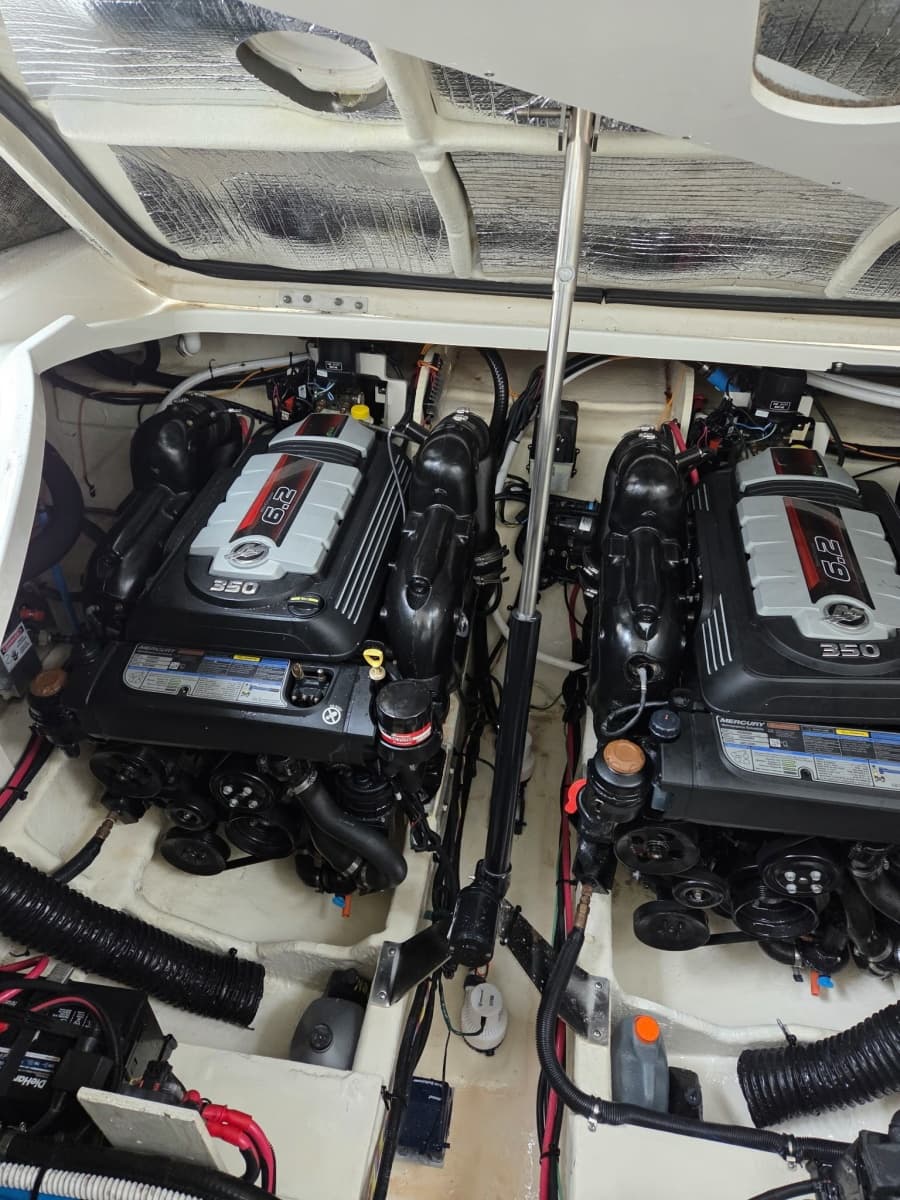 2018 Sea Ray 350 Sundancer Coupe - Photo 33