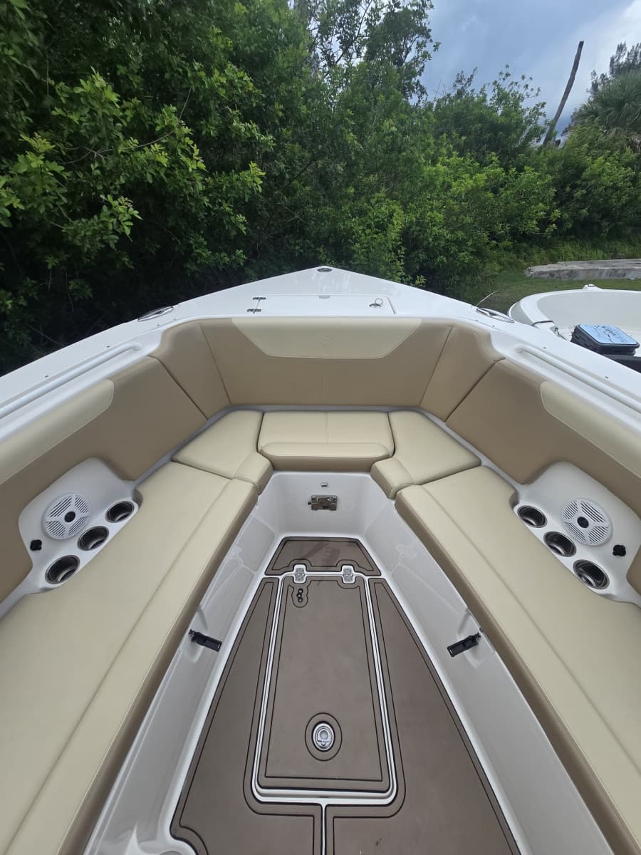 2017 Sailfish Dual Console 325 - Photo 4