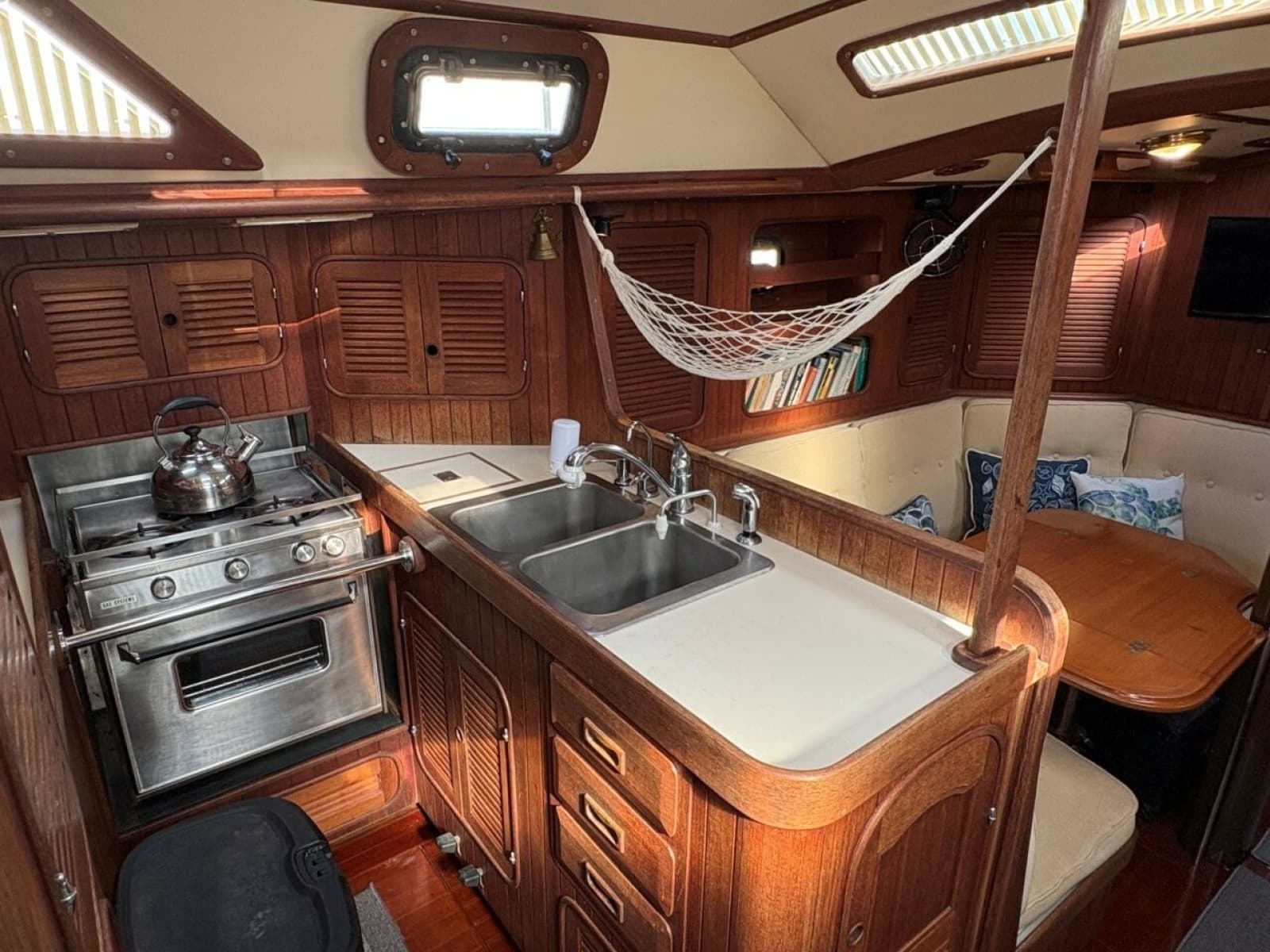 1981 Norseman 447 - Photo 21