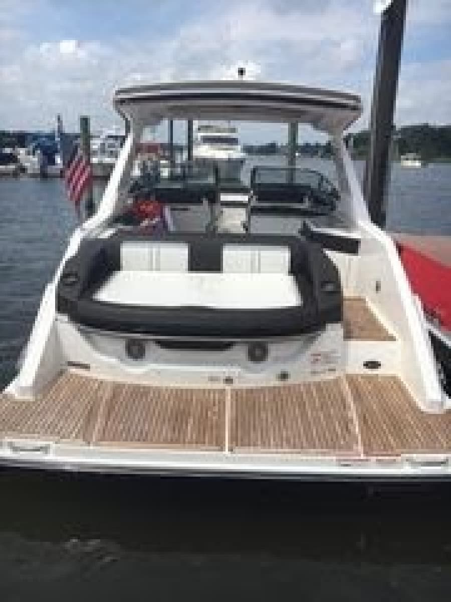 2017 Sea Ray 310 SLX