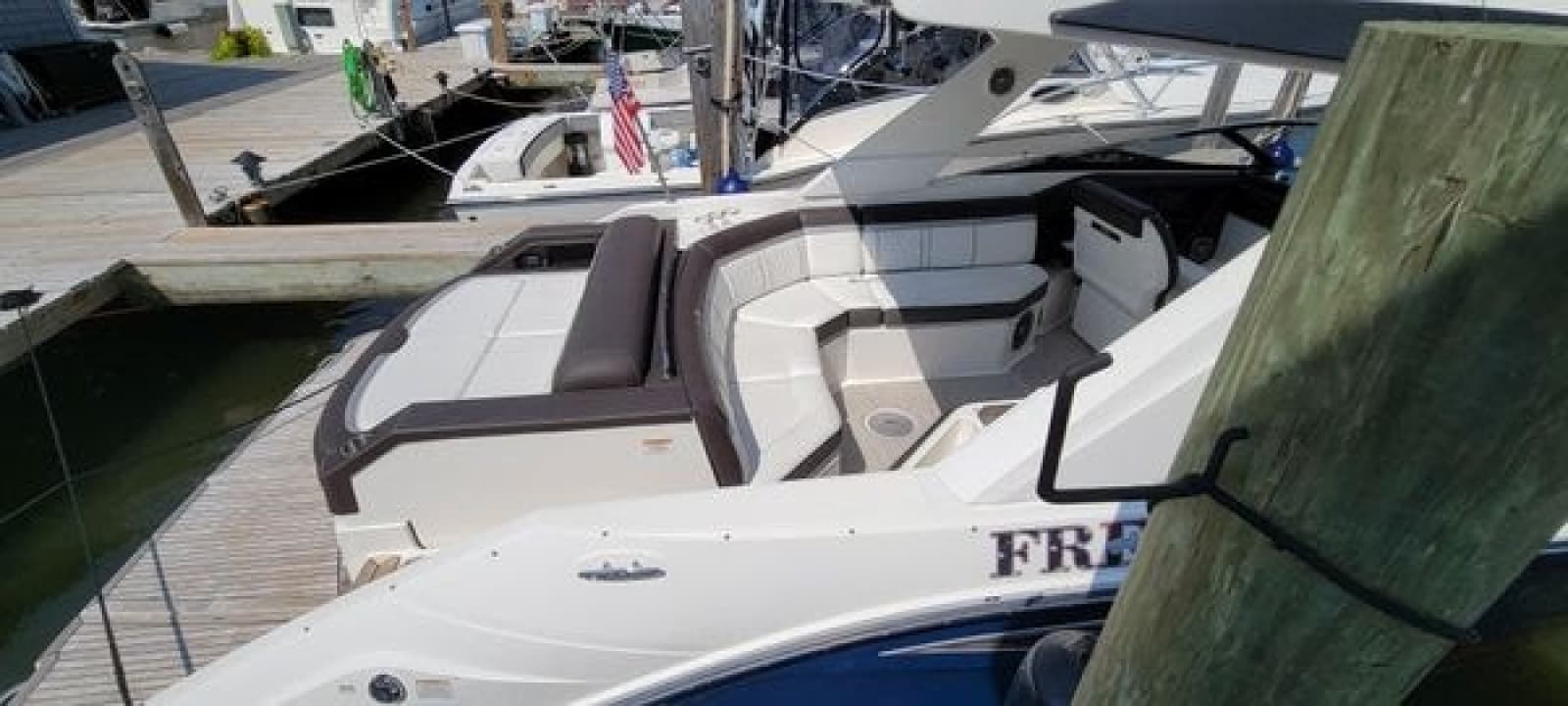 2017 Sea Ray 310 SLX