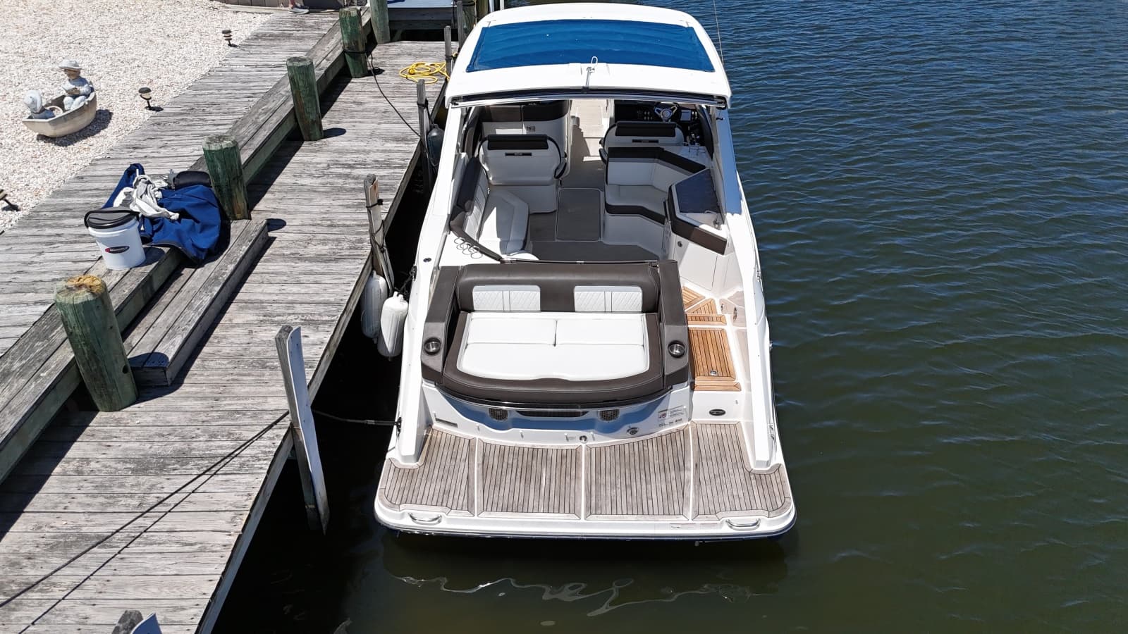 2017 Sea Ray 310 SLX - Photo 6