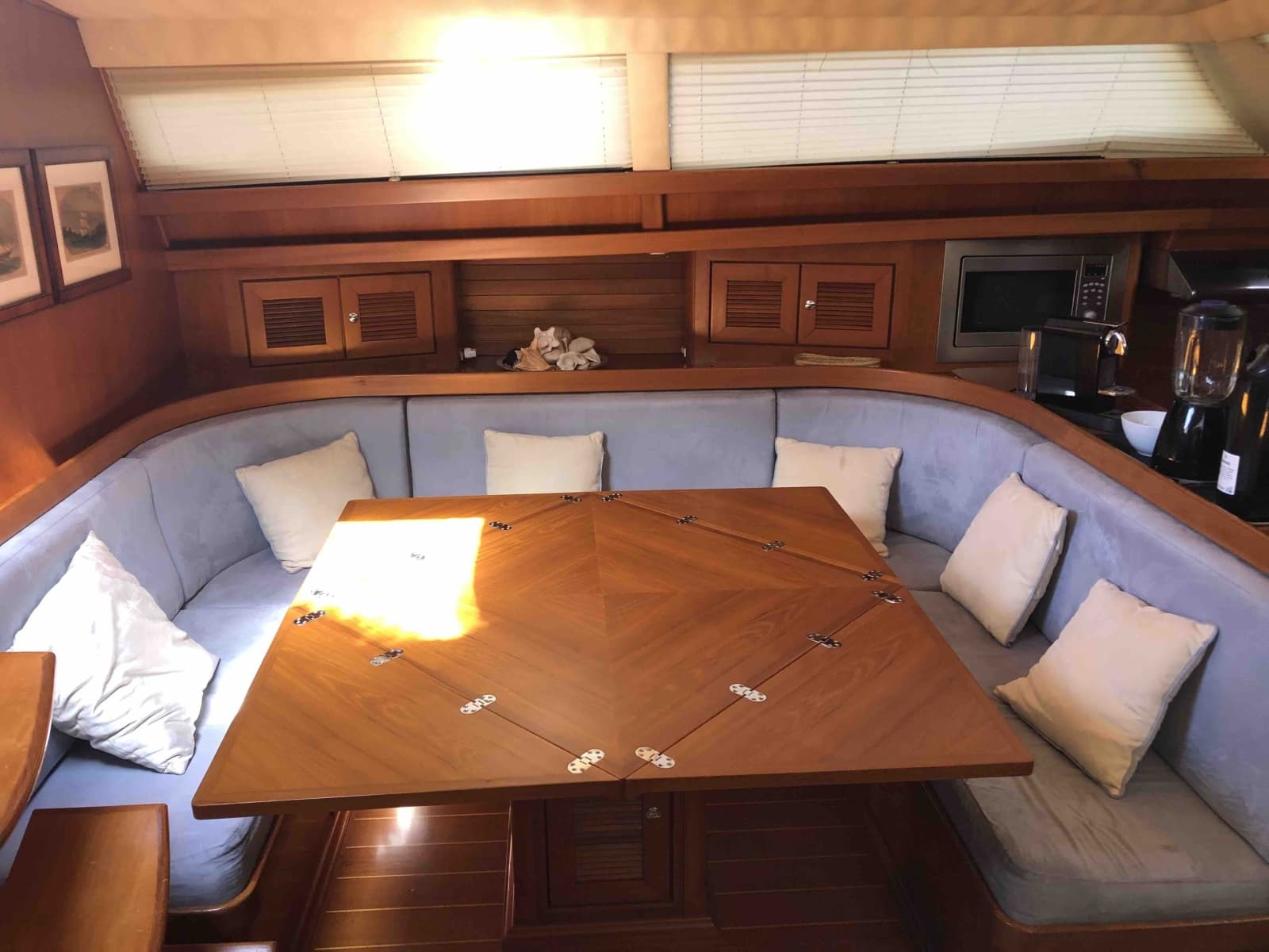 2002 Northwind 58 - Photo 15