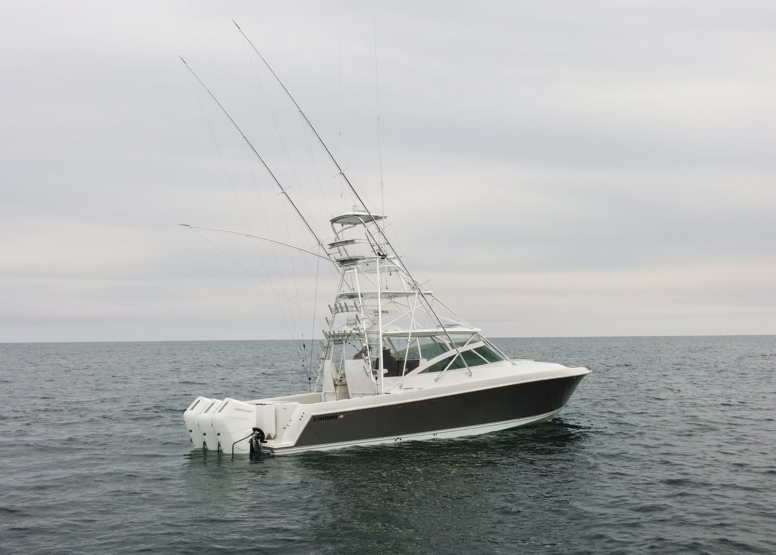 2011 Contender 40 Express