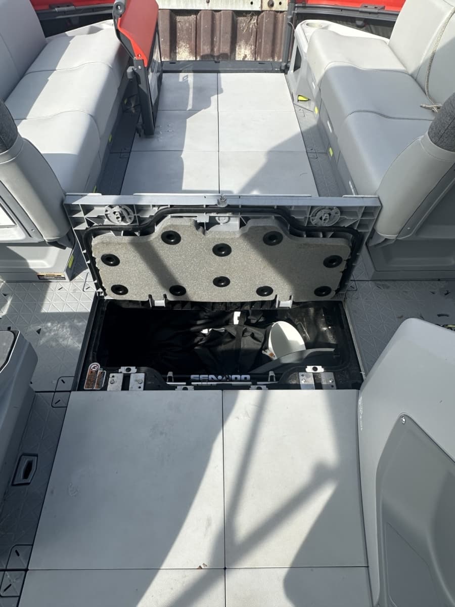 2023 Sea-Doo Switch Cruise 21