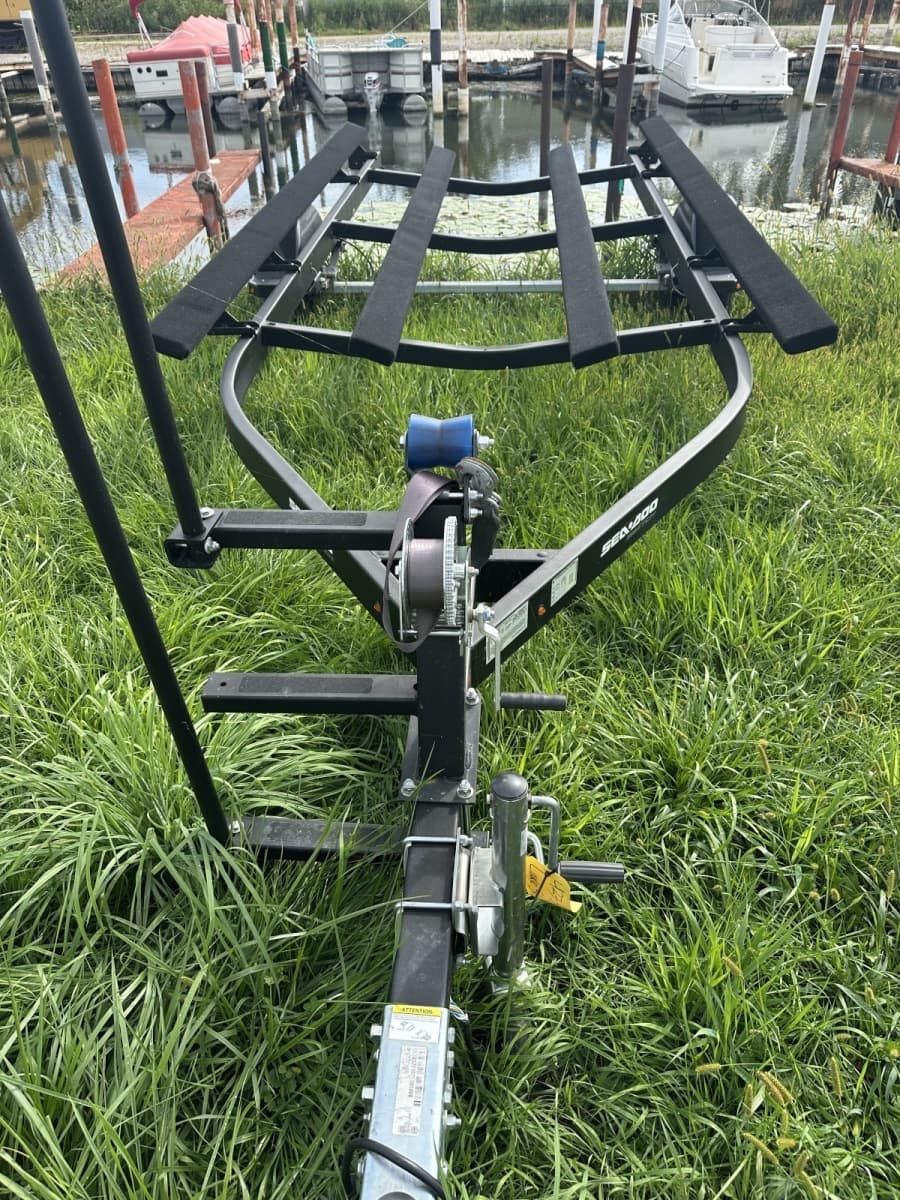 2023 Sea-Doo Switch Cruise 21