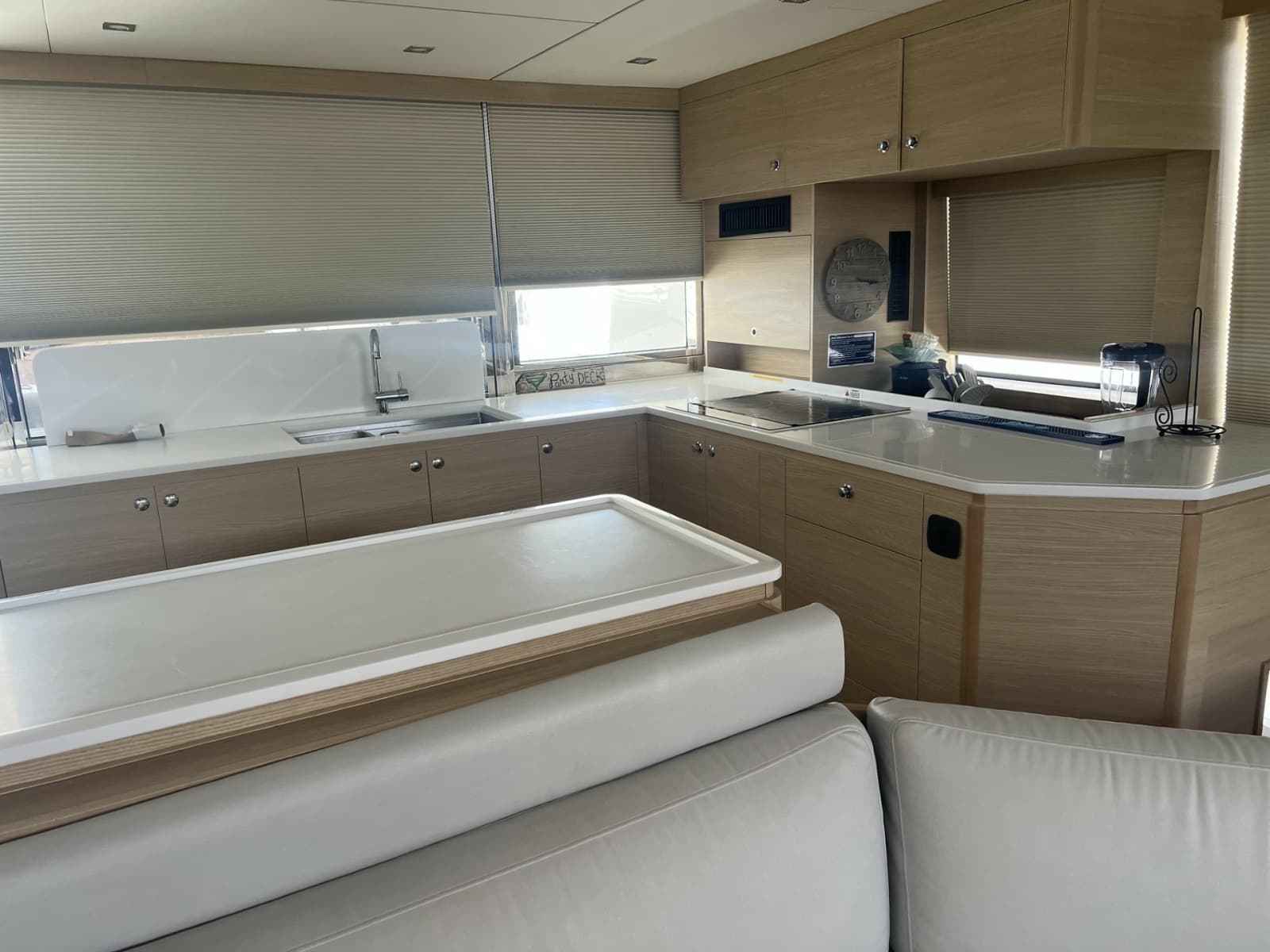 2023 Aquila 54 Yacht - Photo 29