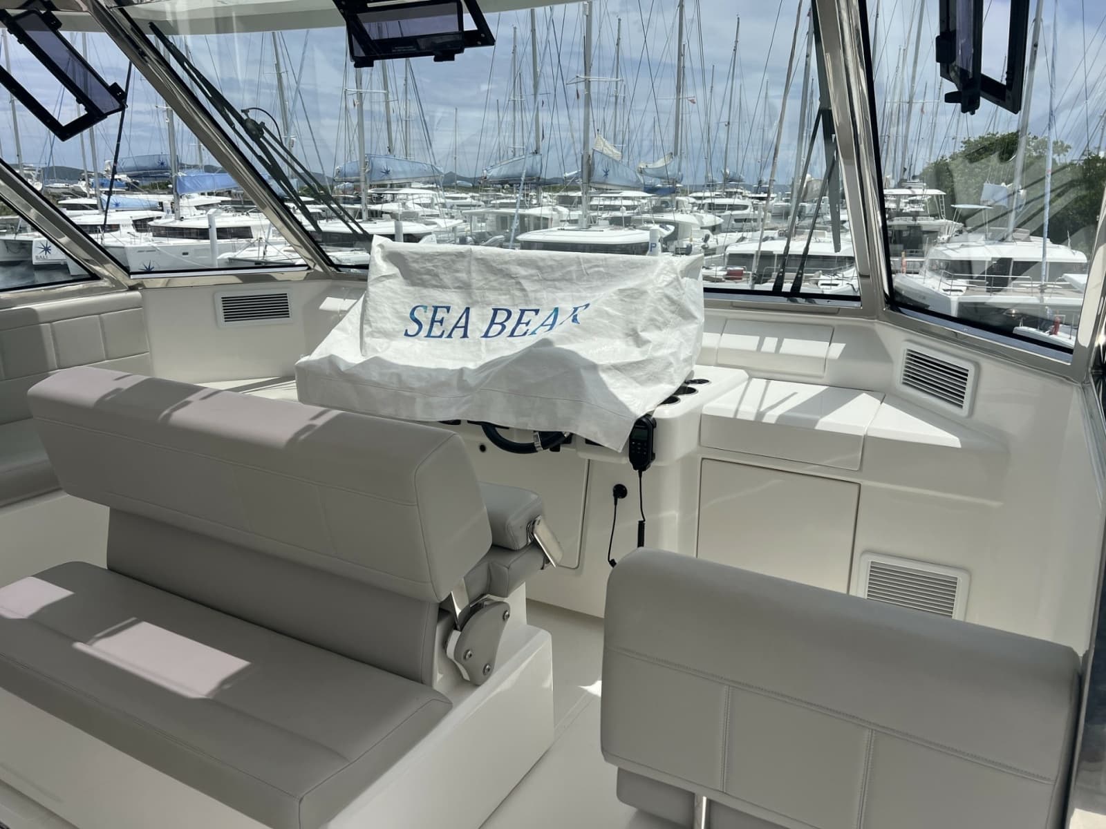 2023 Aquila 54 Yacht - Photo 14