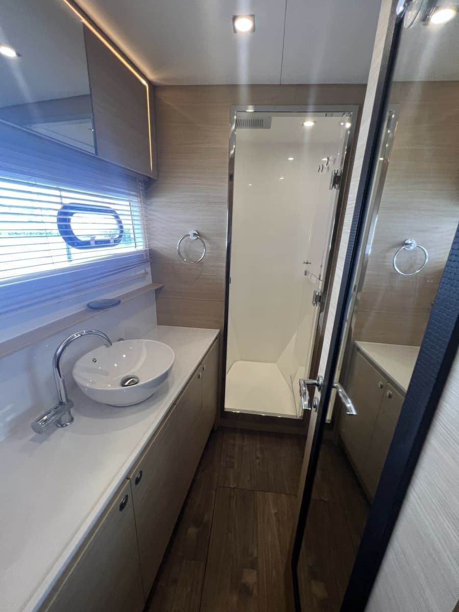 2023 Aquila 54 Yacht - Photo 39