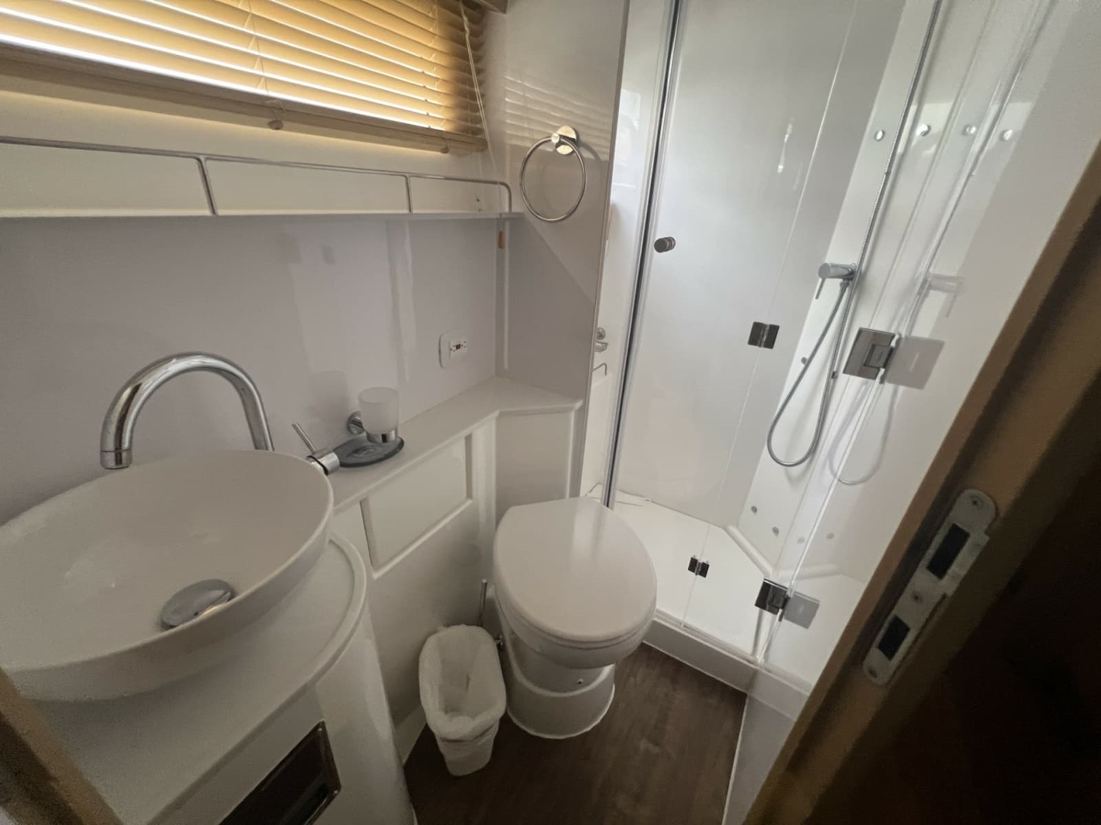 2023 Aquila 54 Yacht - Photo 33