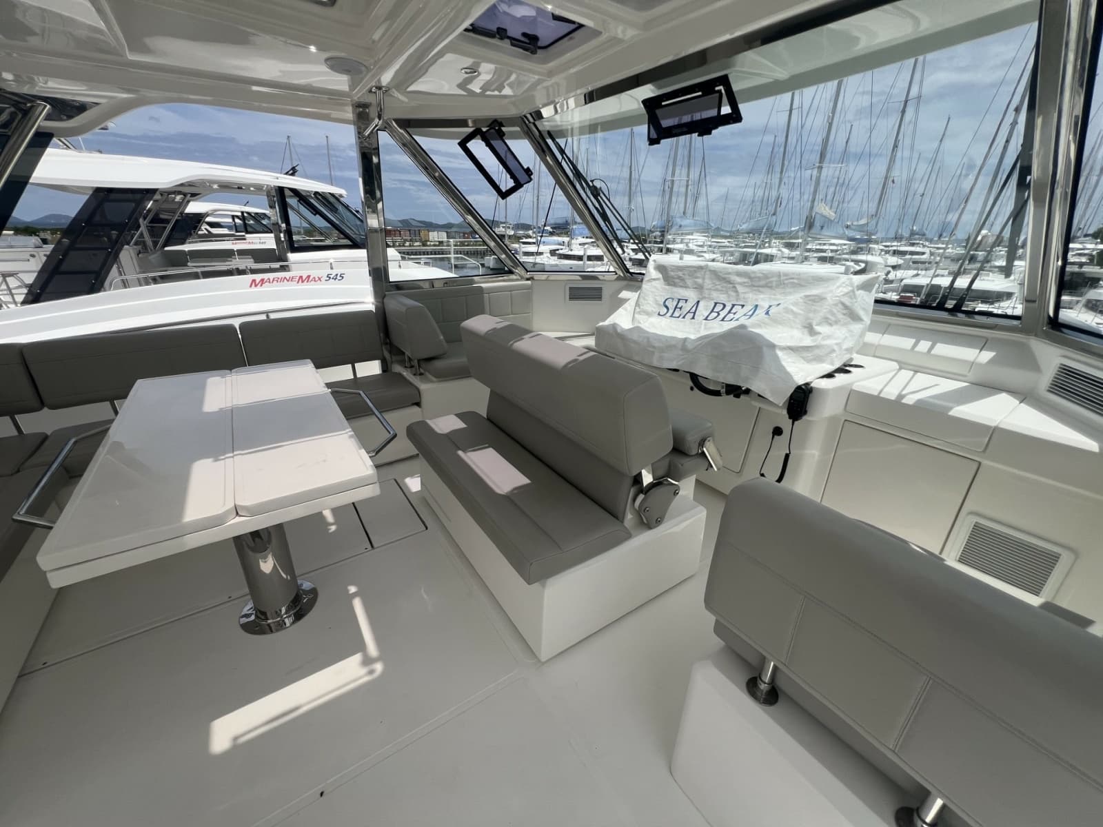 2023 Aquila 54 Yacht - Photo 15