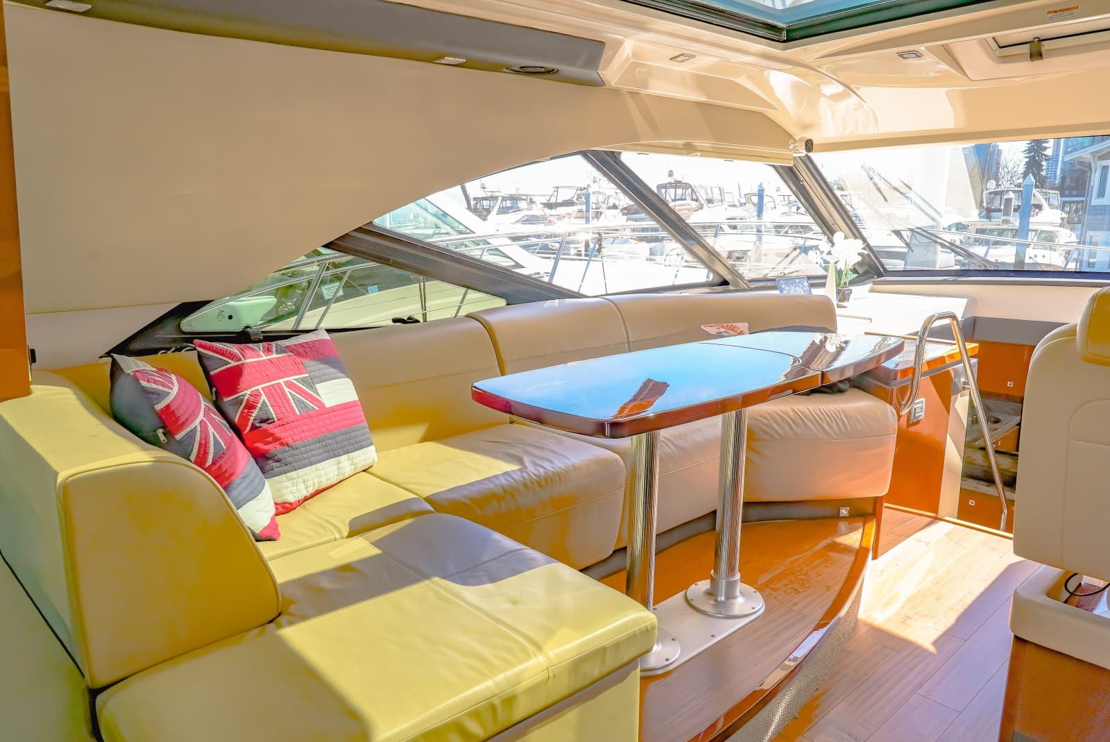 2015 Sea Ray Sundancer 510 - Photo 19