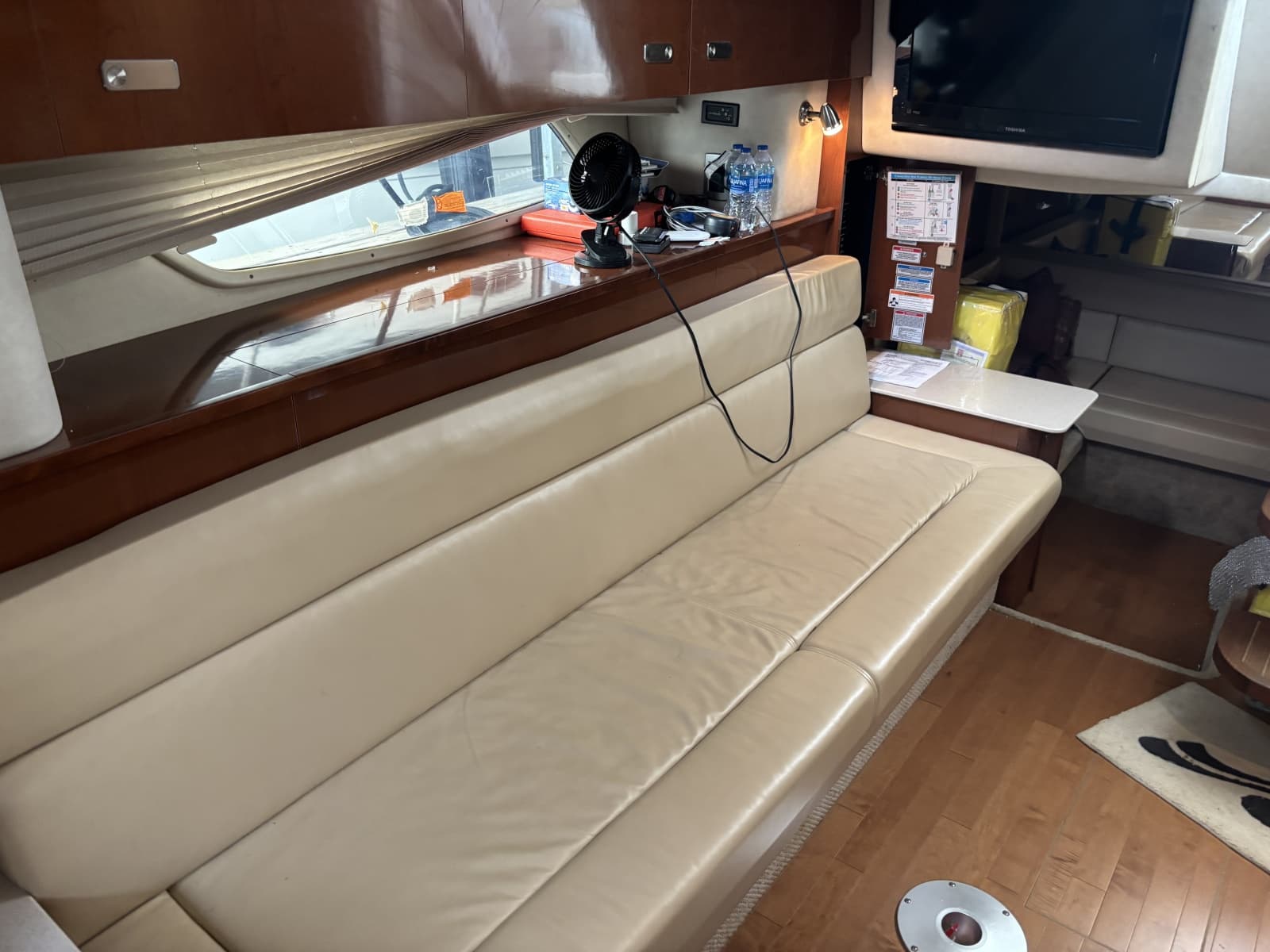 2010 Sea Ray 370 Sundancer - Photo 25