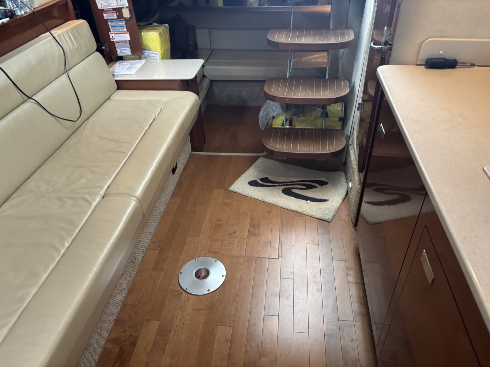 2010 Sea Ray 370 Sundancer - Photo 26