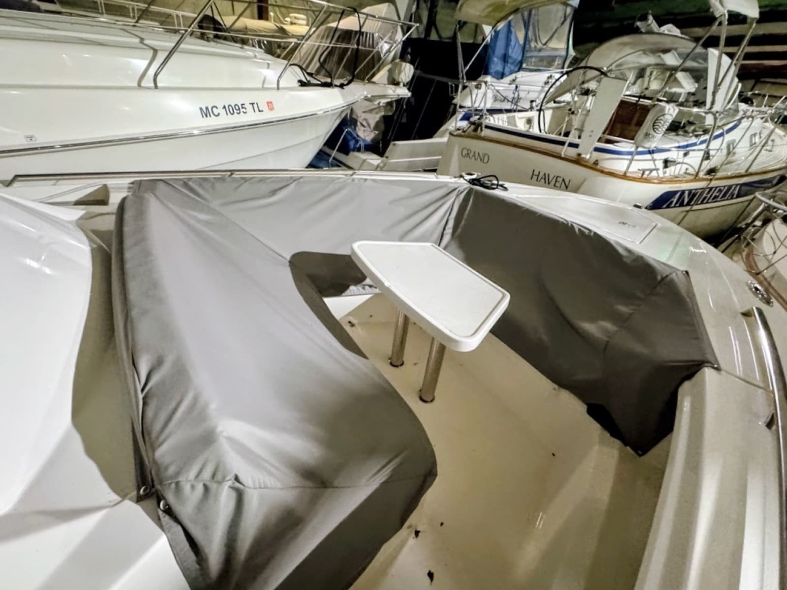 2024 Tiara Yachts 38 LS