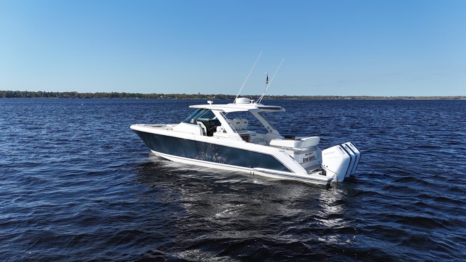 2024 Tiara Yachts 38 LS - Photo 32