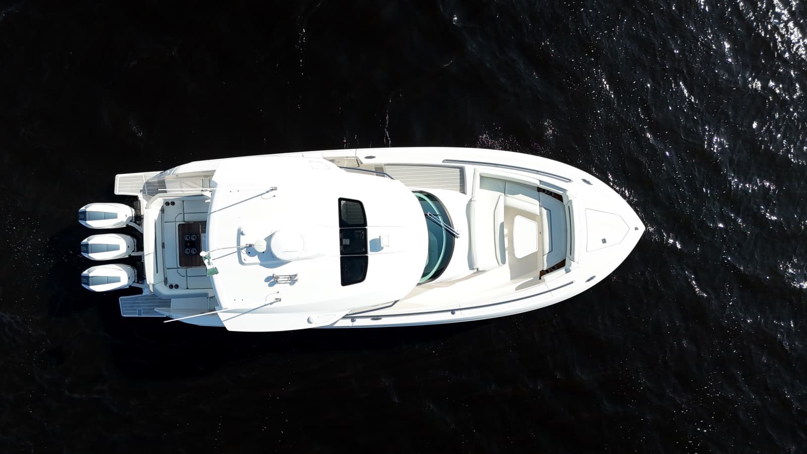 2024 Tiara Yachts 38 LS - Photo 28