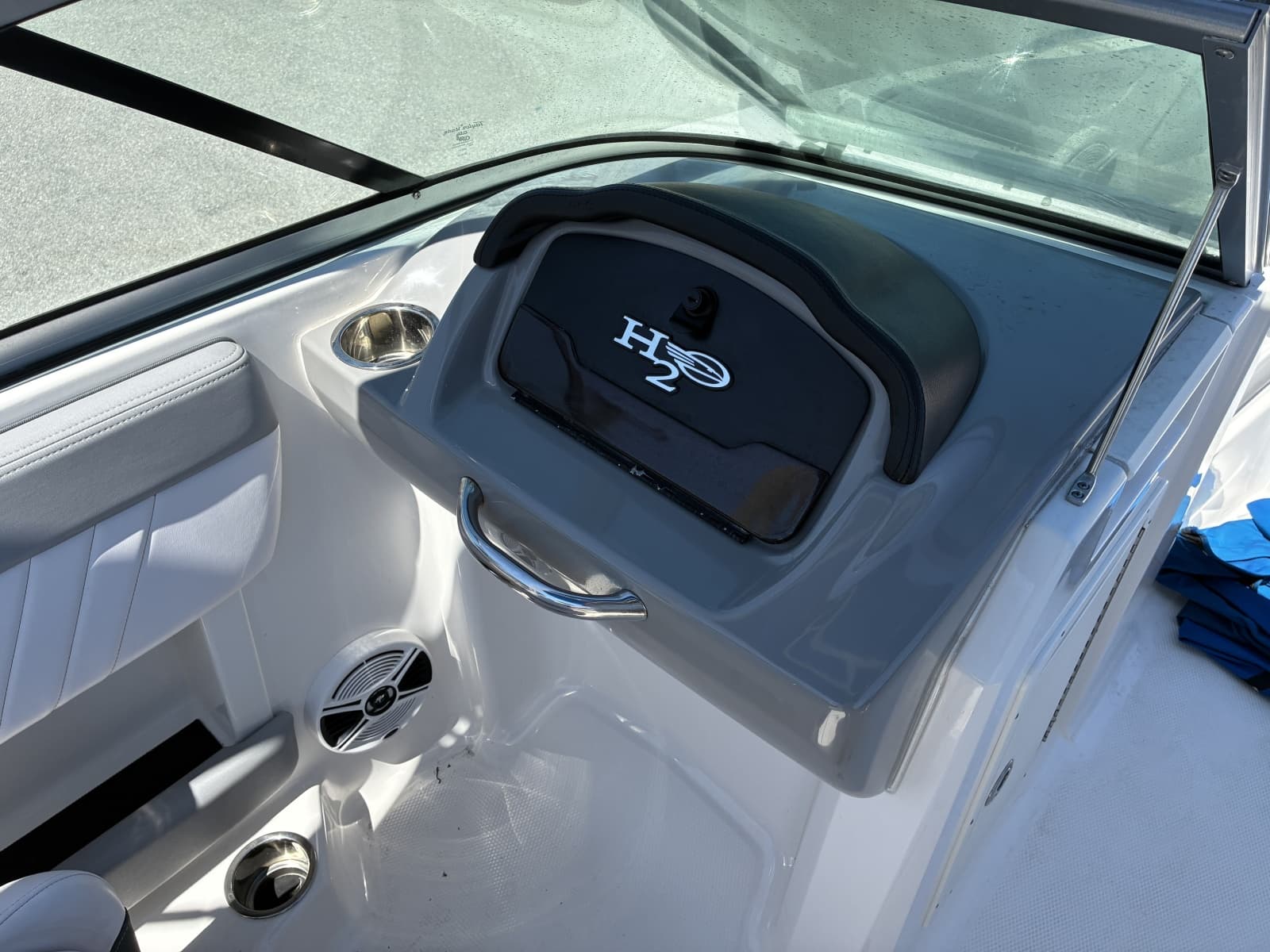 2019 Chaparral 21 H2O Sport