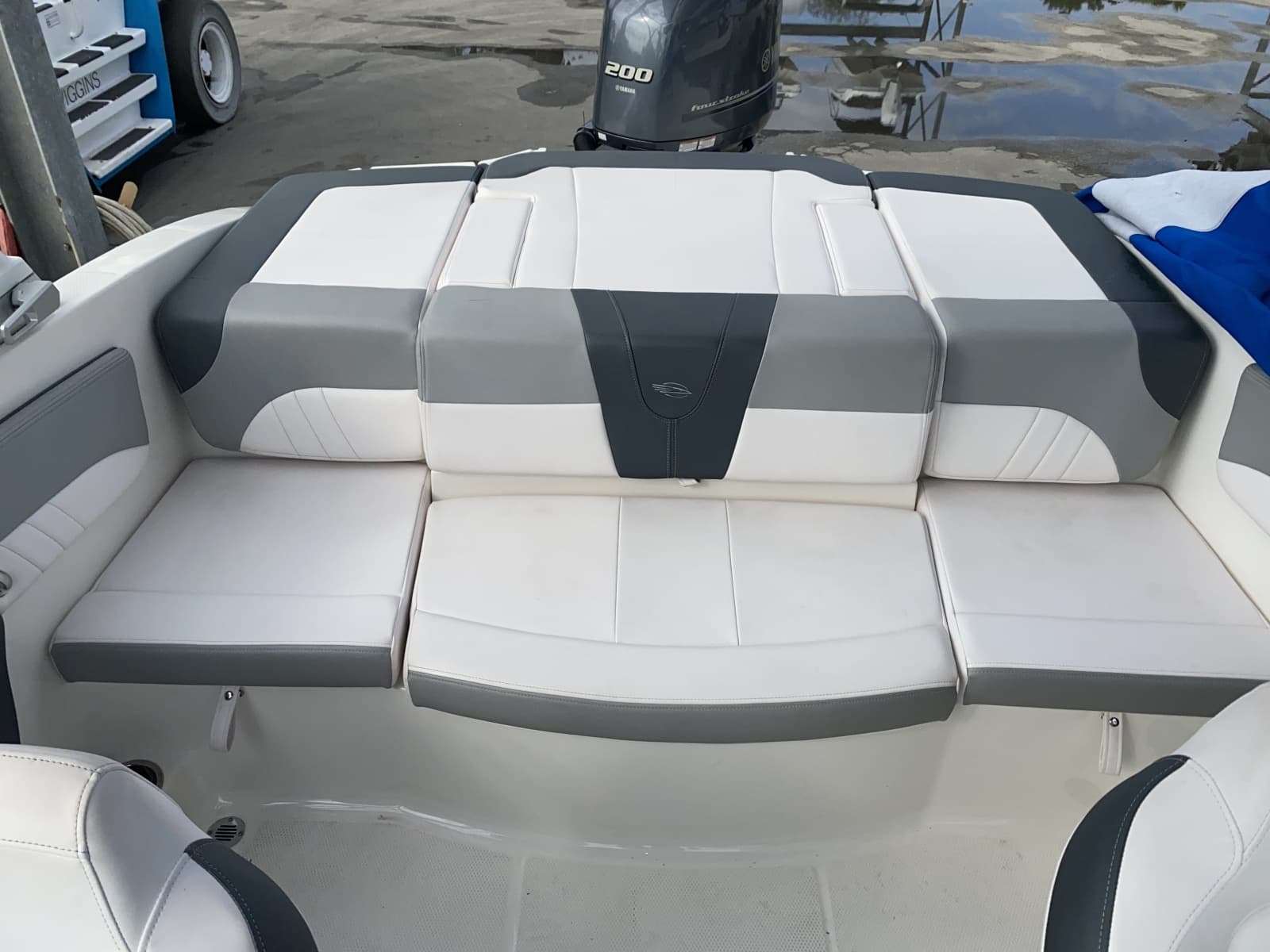 2019 Chaparral 21 H2O Sport