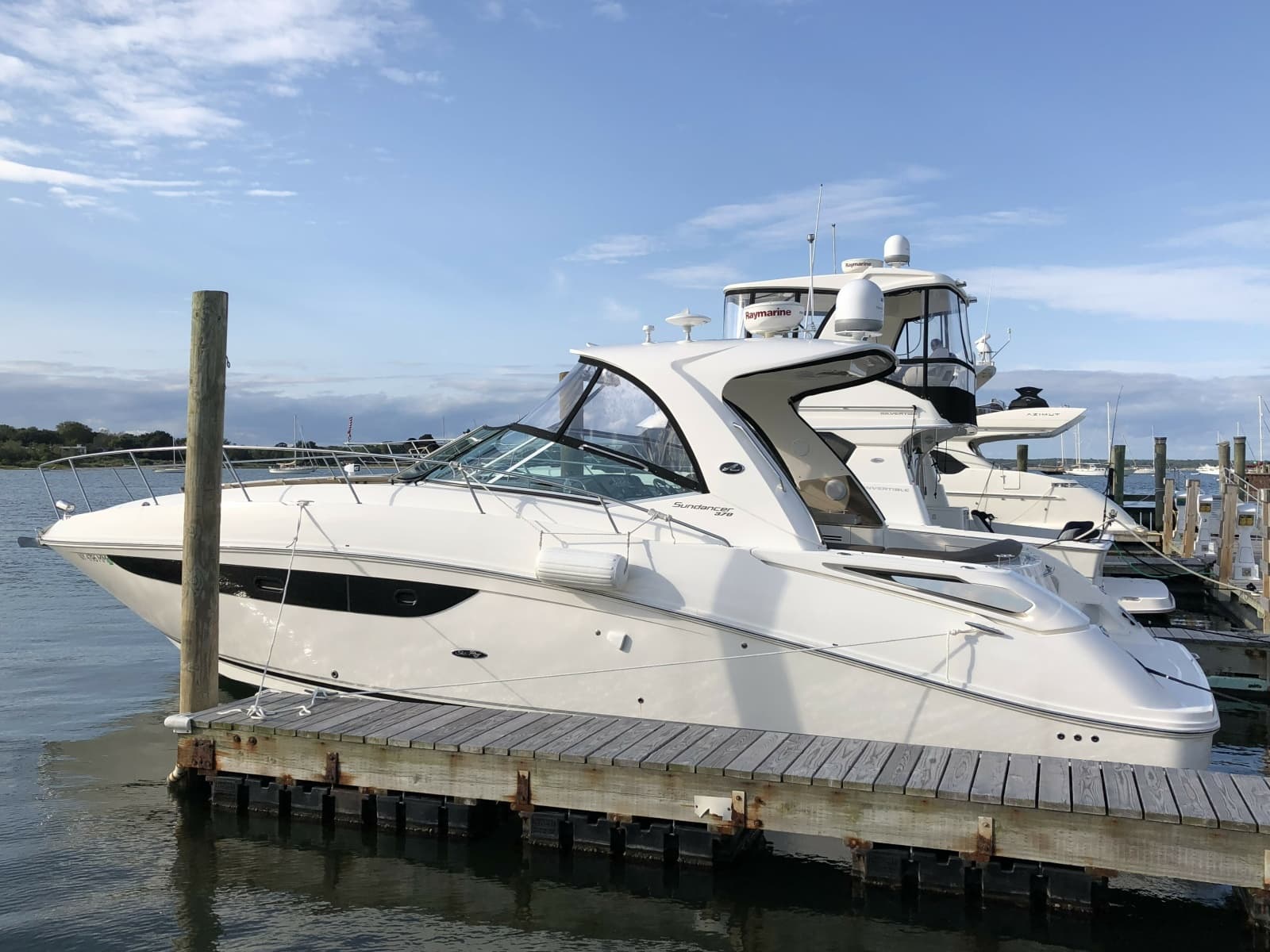 2017 Sea Ray Sundancer 370