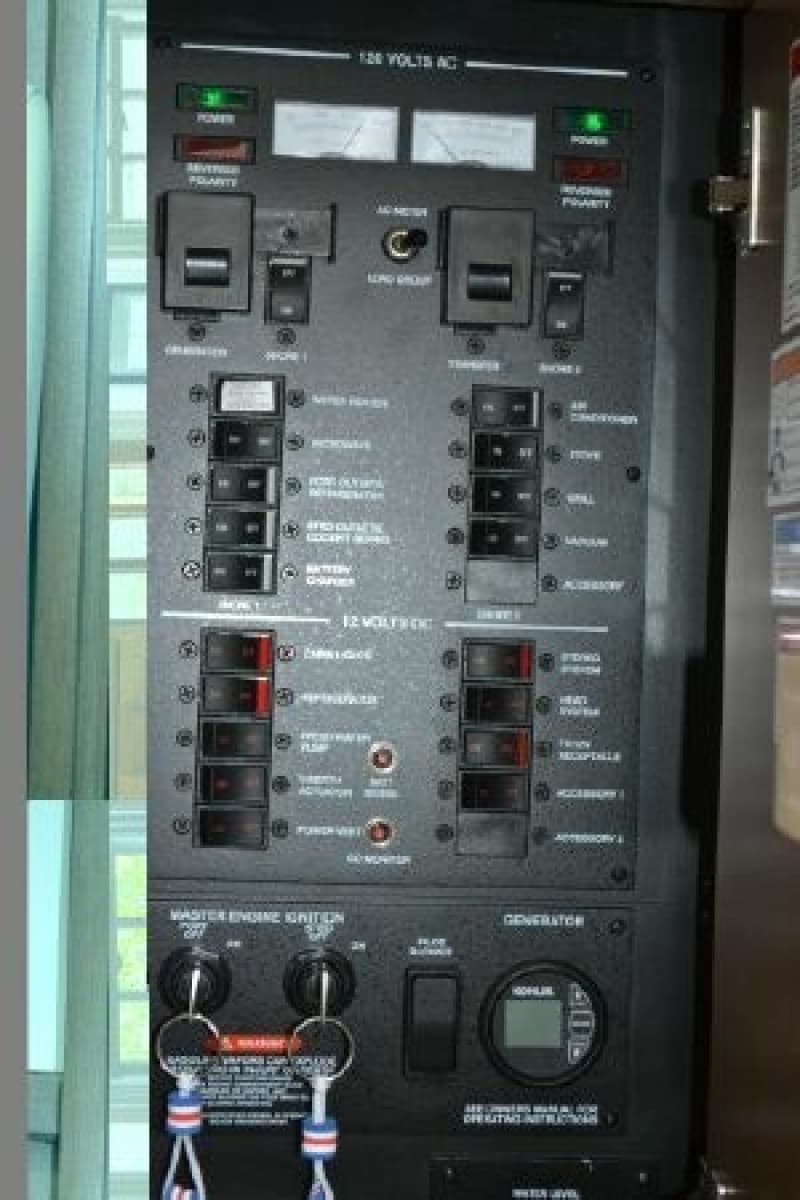 2017 Sea Ray Sundancer 370