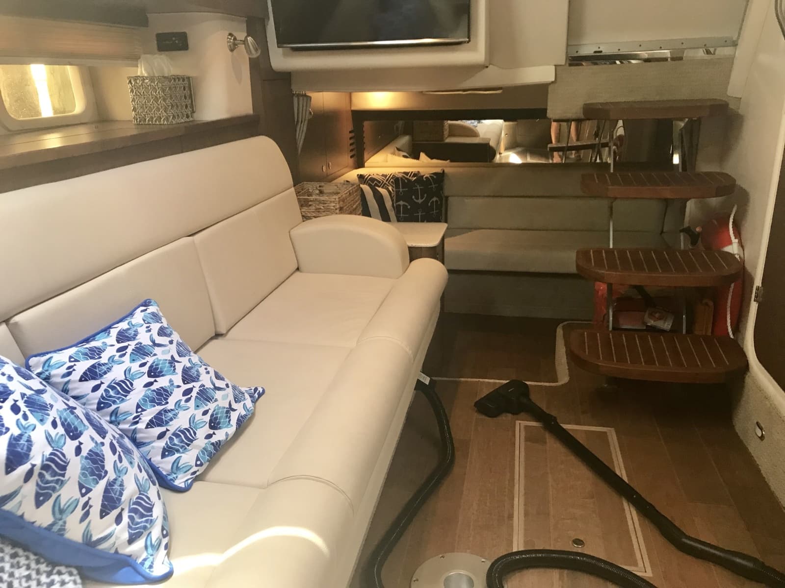 2017 Sea Ray Sundancer 370