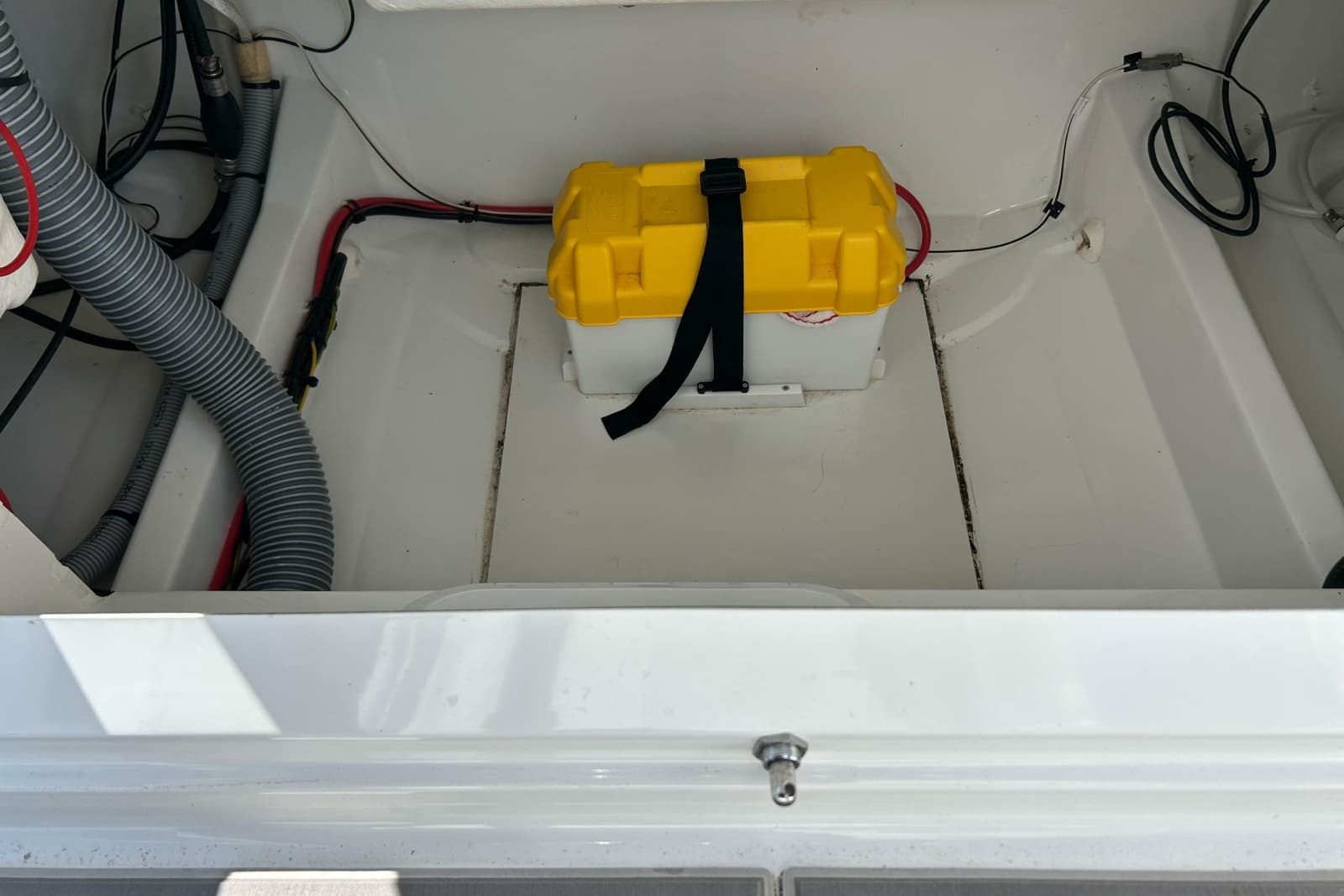 2022 Jeanneau Leader 6.5 CC Series