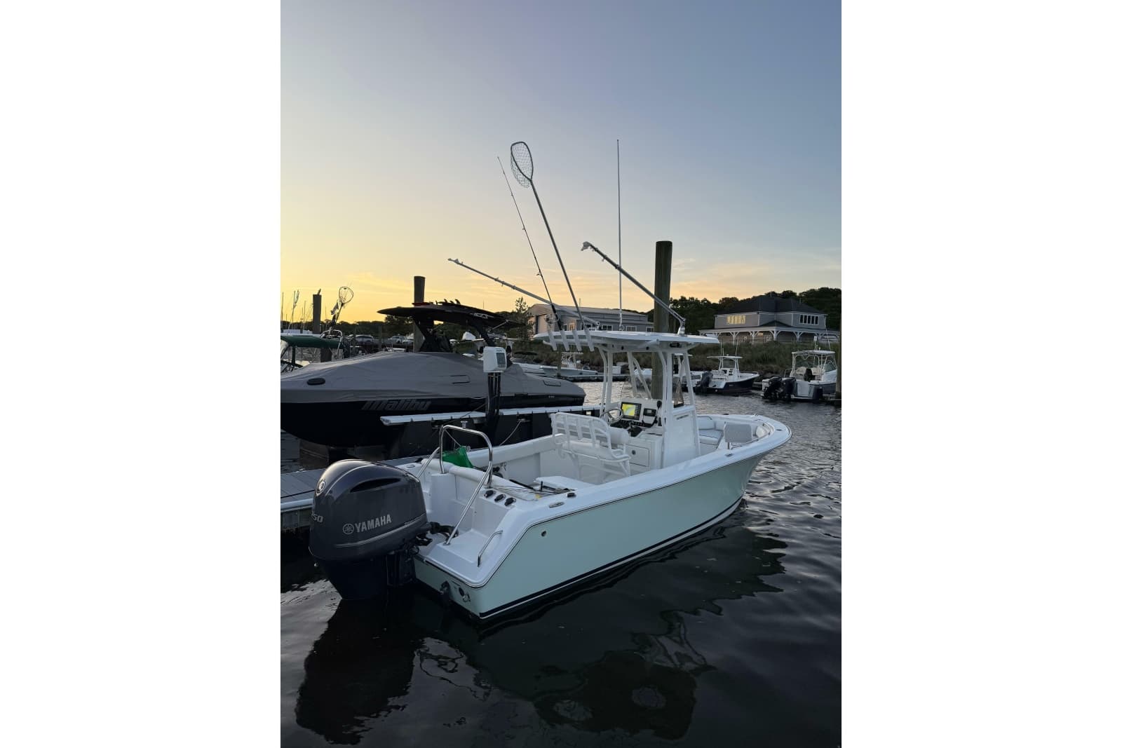 2016 Sea Hunt Ultra 234