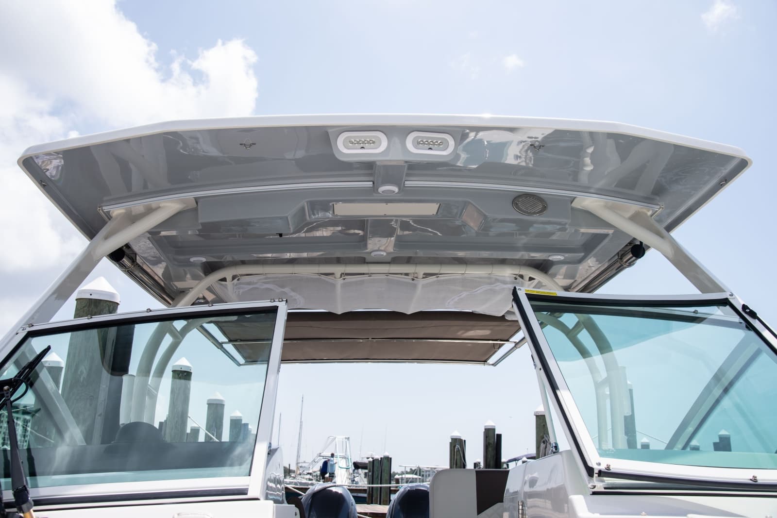 2026 Sailfish 276 DC