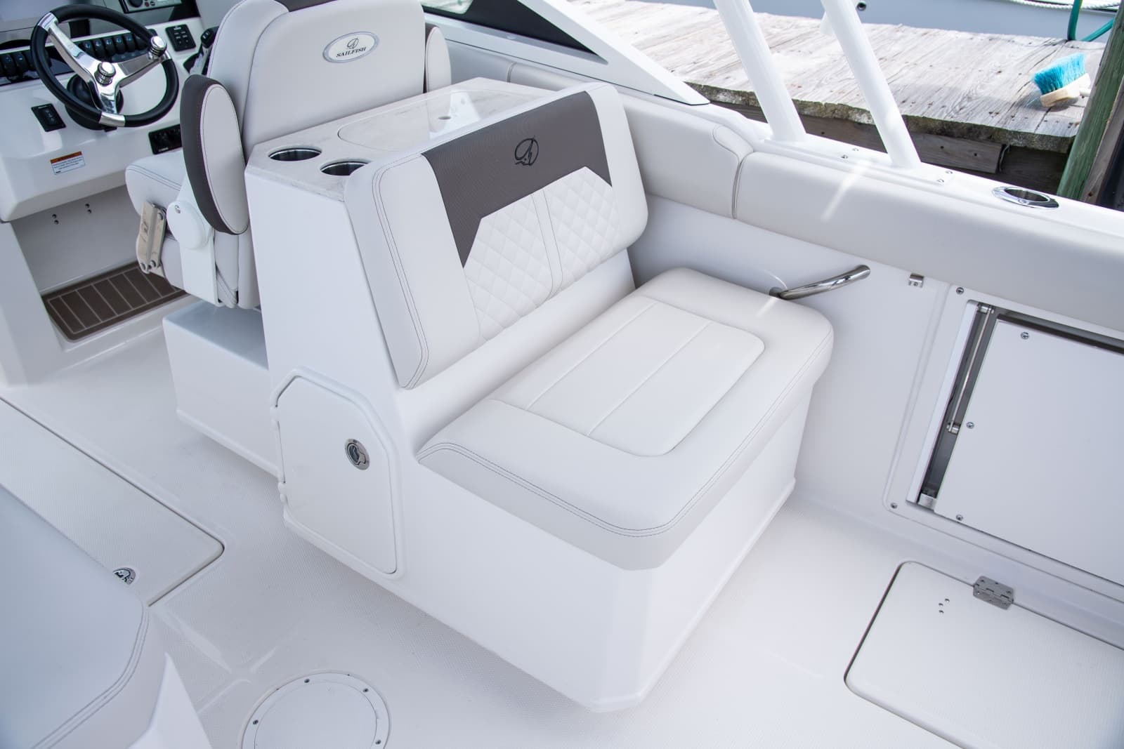 2026 Sailfish 276 DC