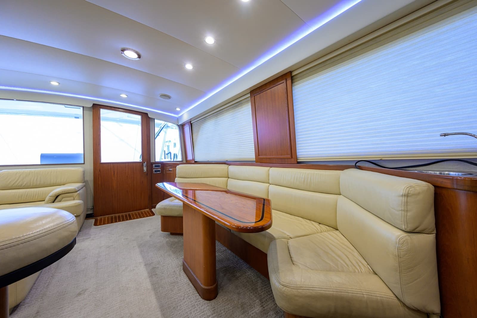 2003 American Custom Yachts 