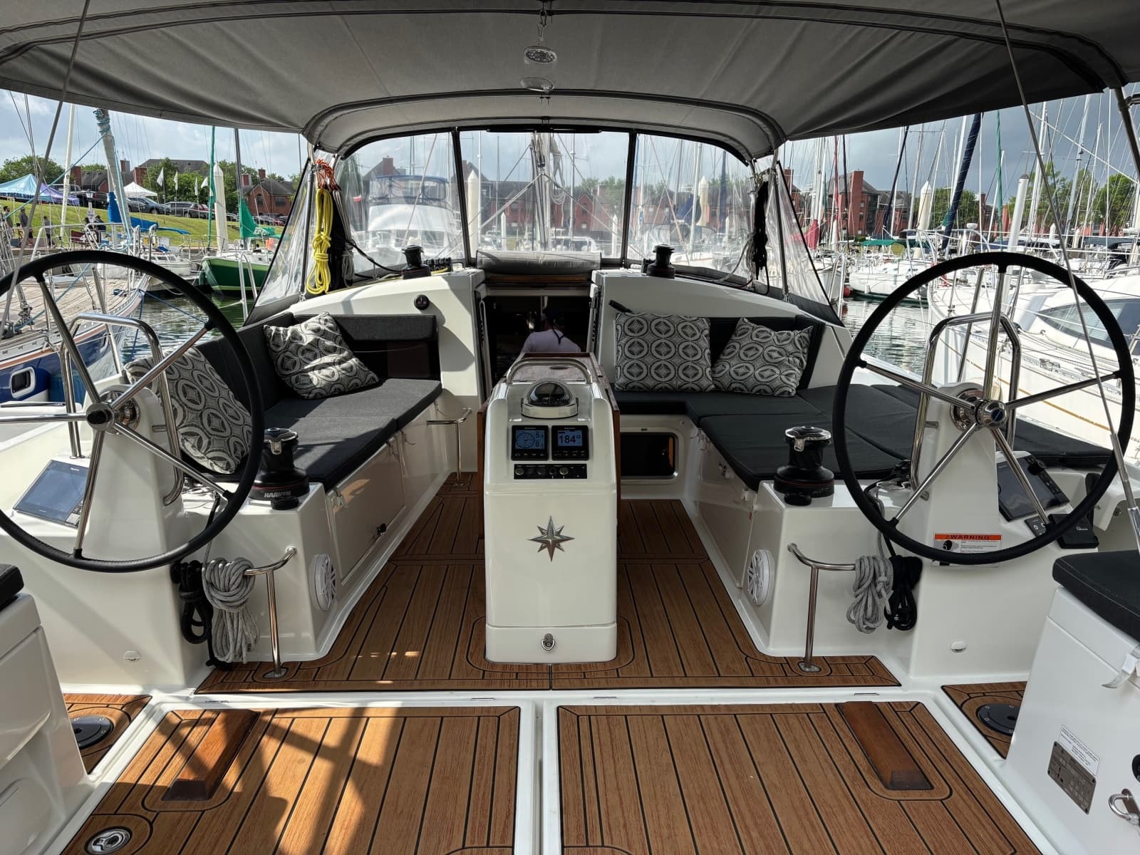 2021 Jeanneau Sun Odyssey 440 - Photo 22