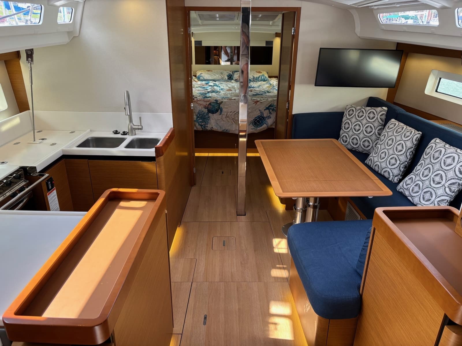 2021 Jeanneau Sun Odyssey 440 - Photo 43