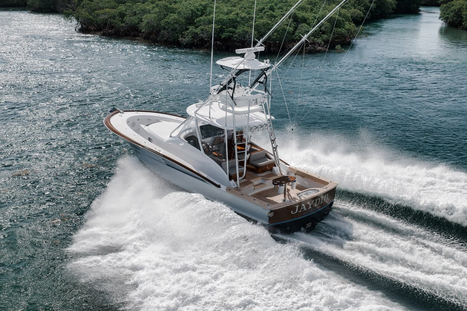 2022 Winter Custom Yachts 38 Walk Around