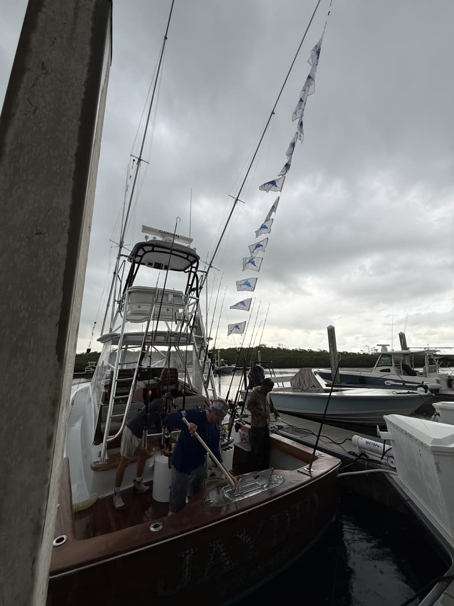 2022 Winter Custom Yachts 38 Walk Around - Photo 36