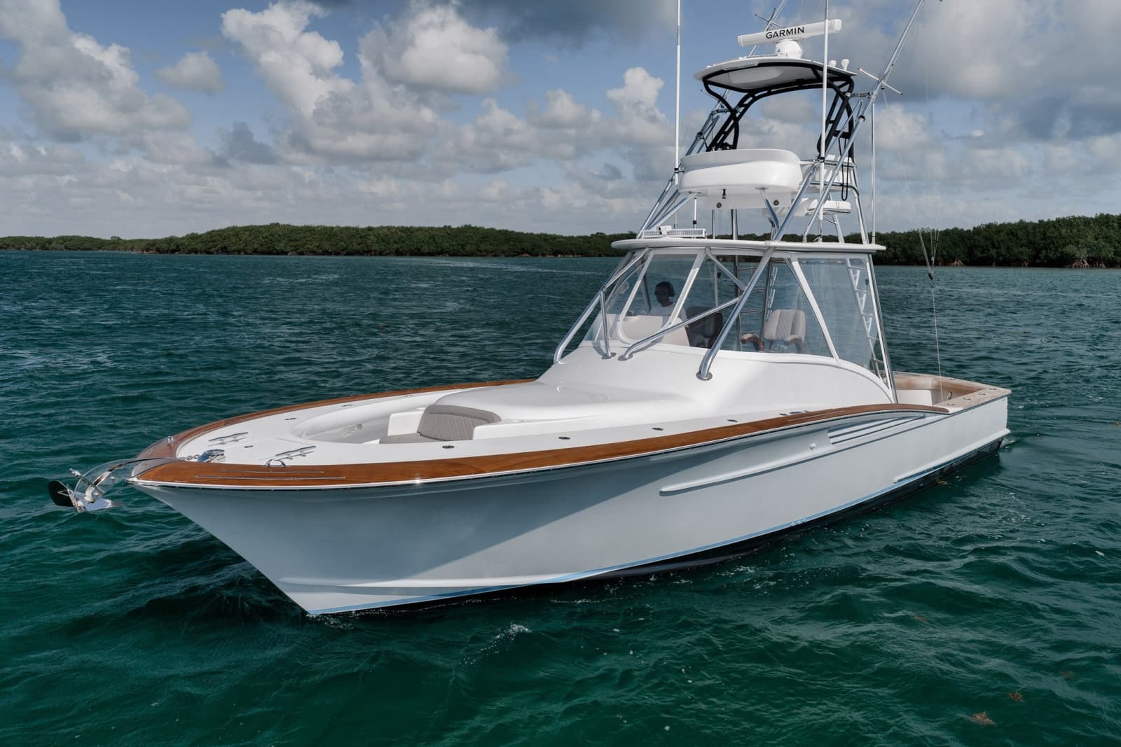 2022 Winter Custom Yachts 38 Walk Around