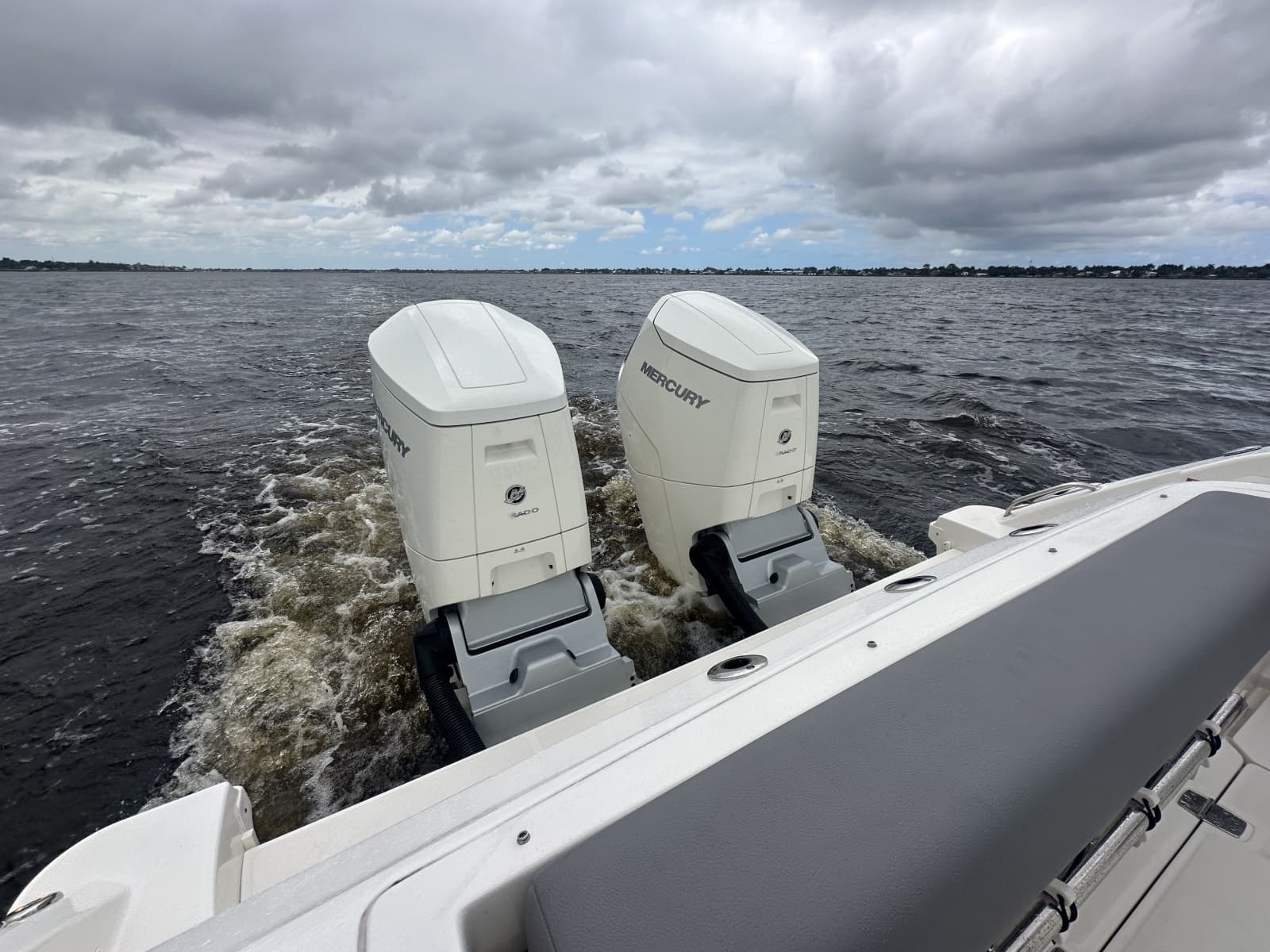 2024 Boston Whaler 380 Realm