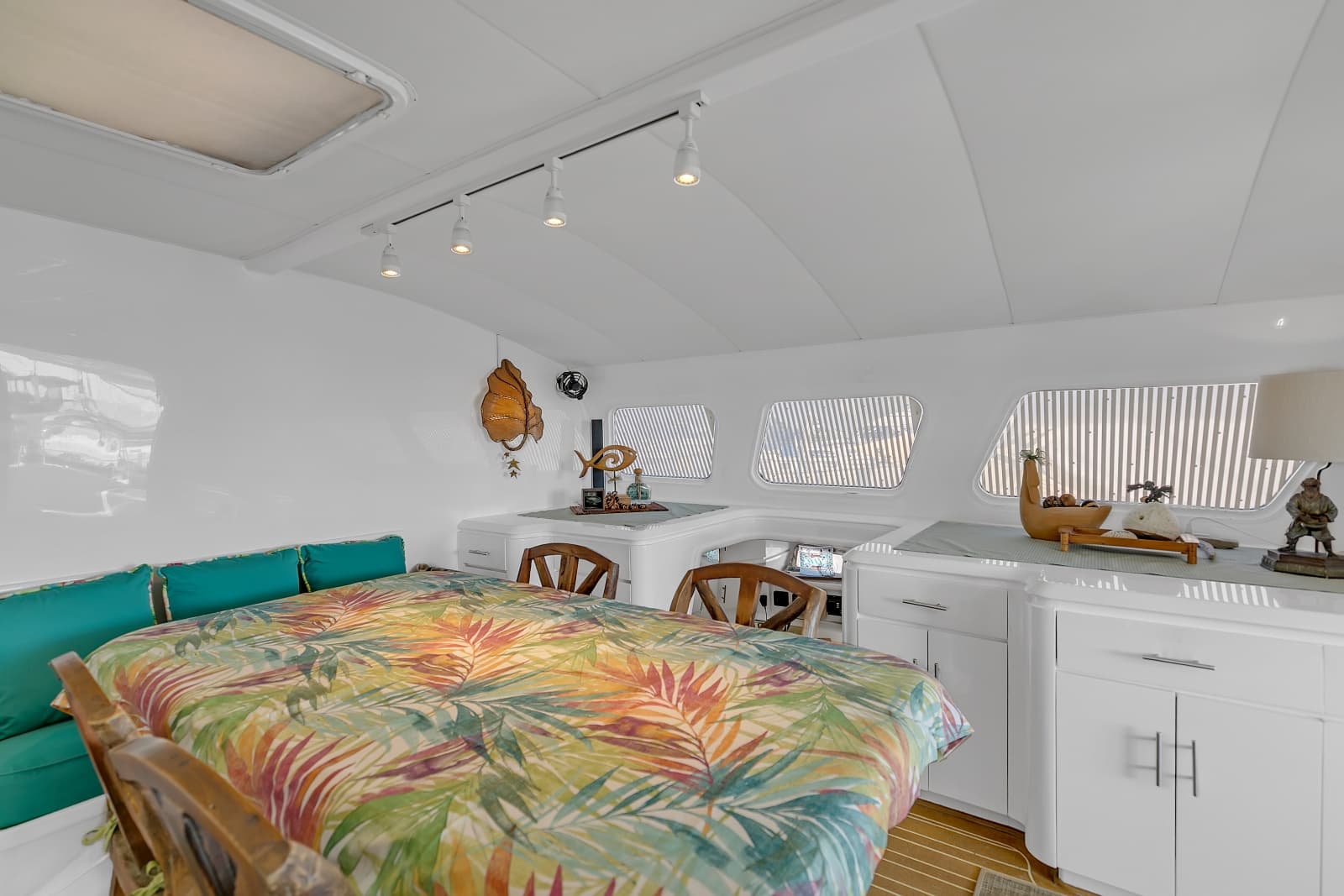 1988 Kelsall Manannan Custom