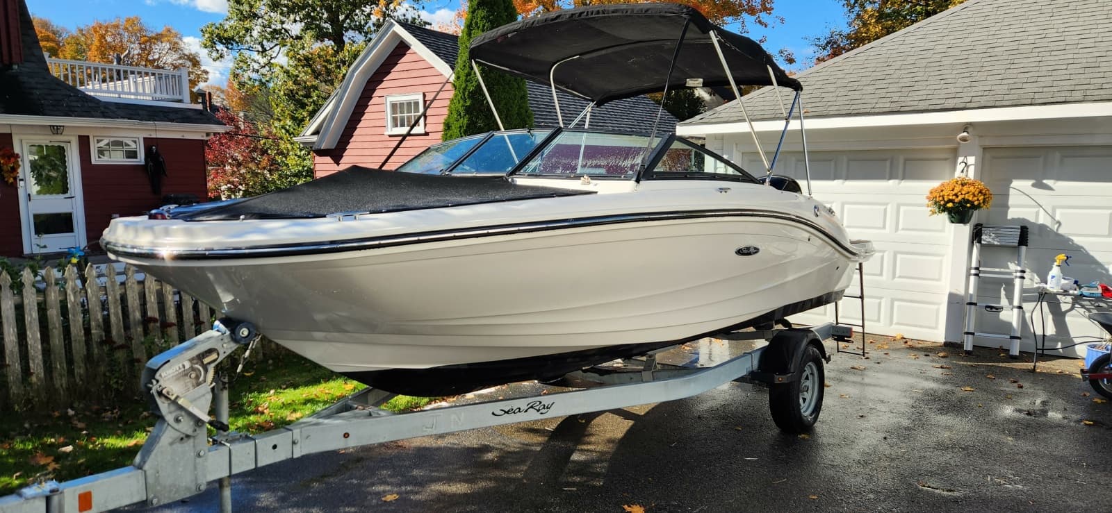 2019 Sea Ray 190 SPX