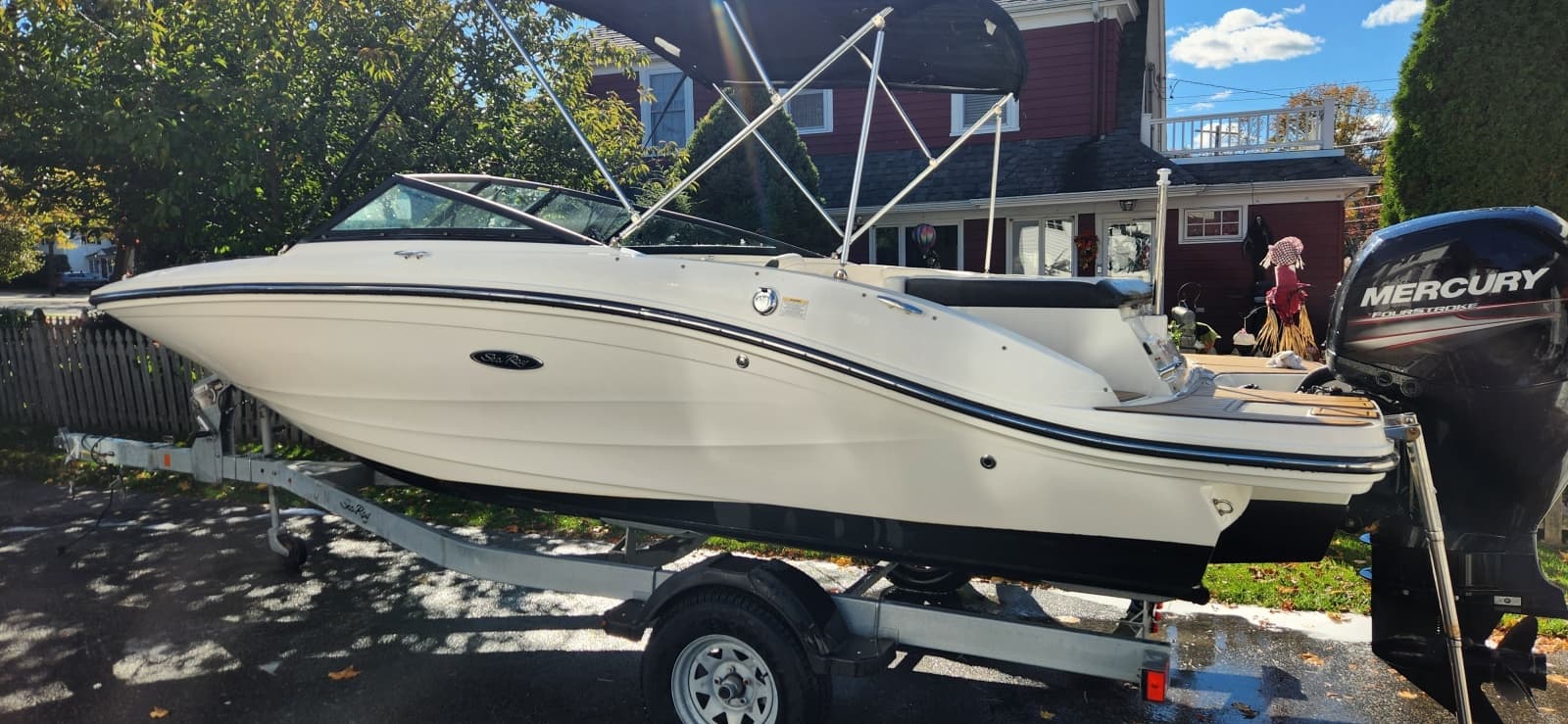 2019 Sea Ray 190 SPX